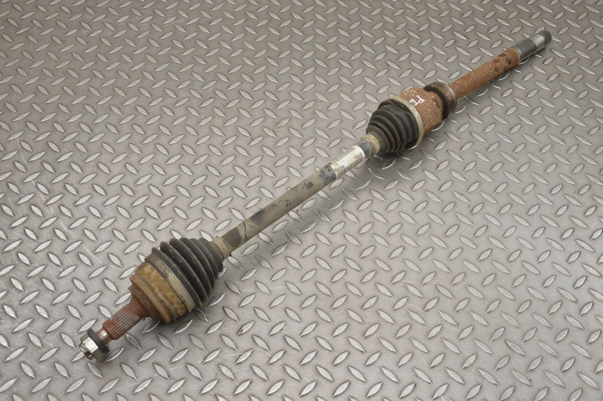 Peugeot 3008 Front Right Driveshaft Front Right Driveshaft — PEUGEOT 3008 (II SUV) ...