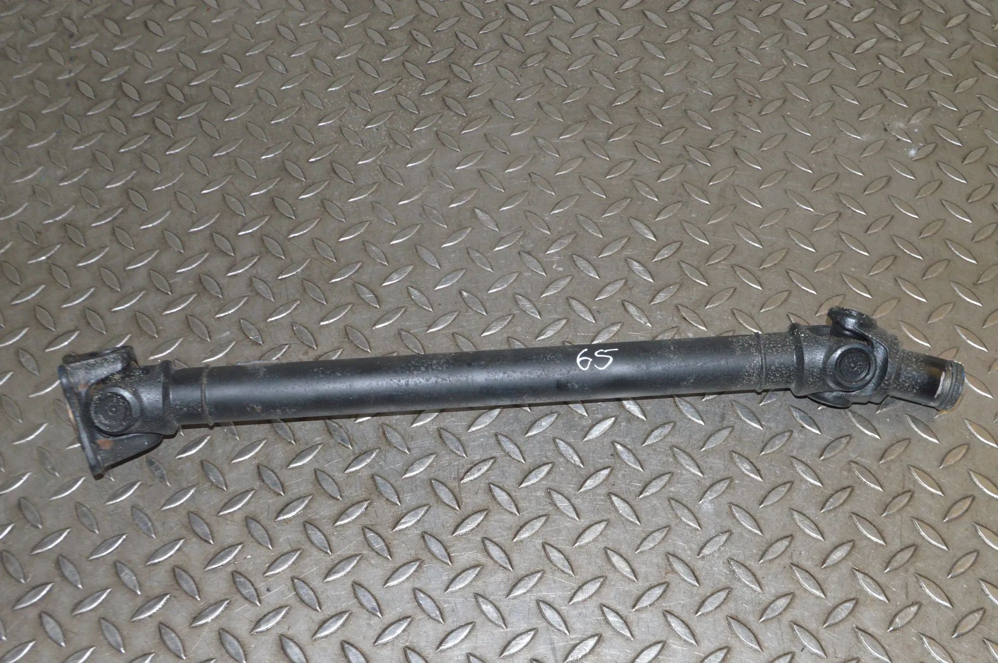 Land Rover Range Rover Velar Gearbox Short Propshaft Gearbox Short Propshaft — LAND ROVER RANGE ROVE...