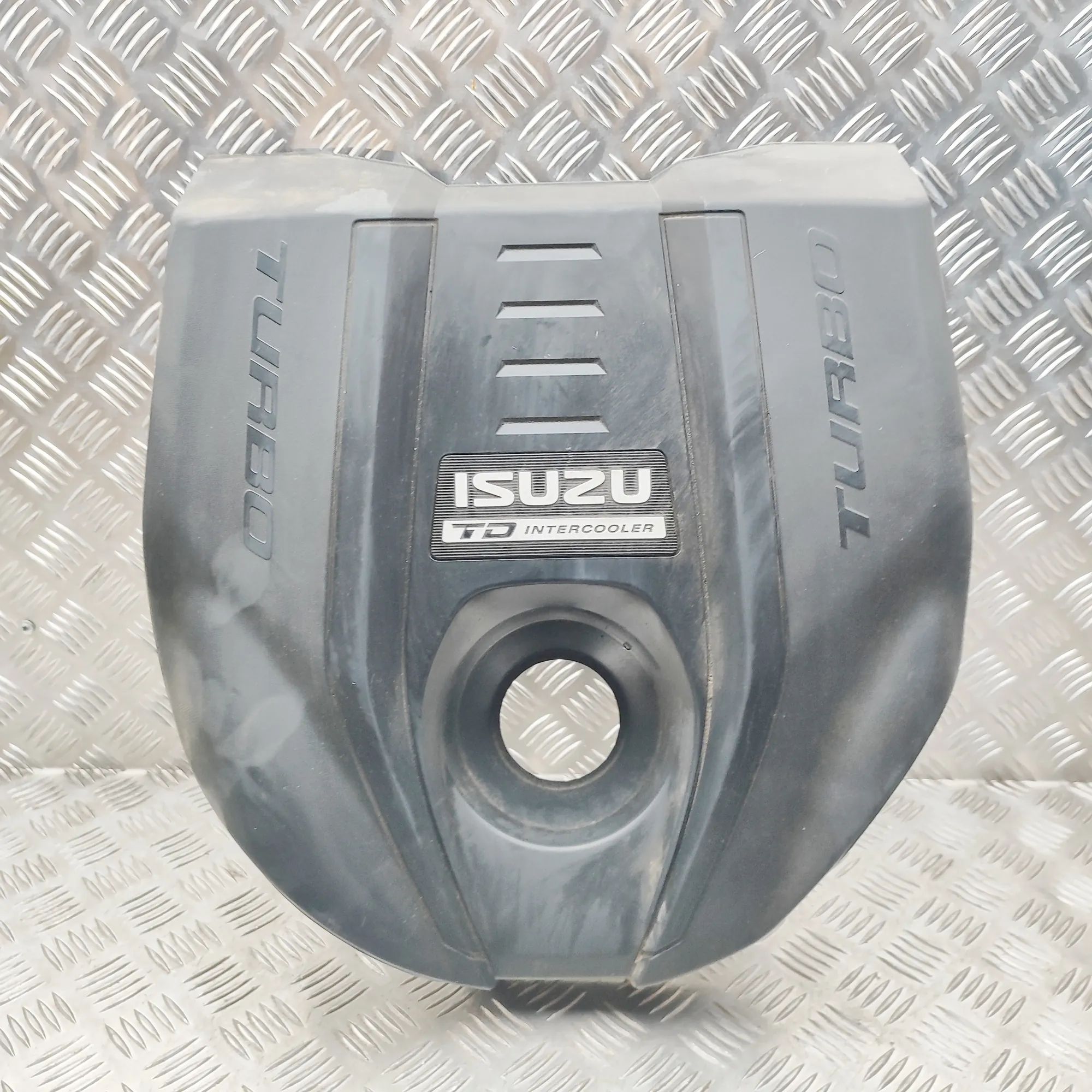 Isuzu D-Max Mootorikate (1.9 TDi) Engine cover — ISUZU D-MAX (II TFR, TFS) (2012-...
