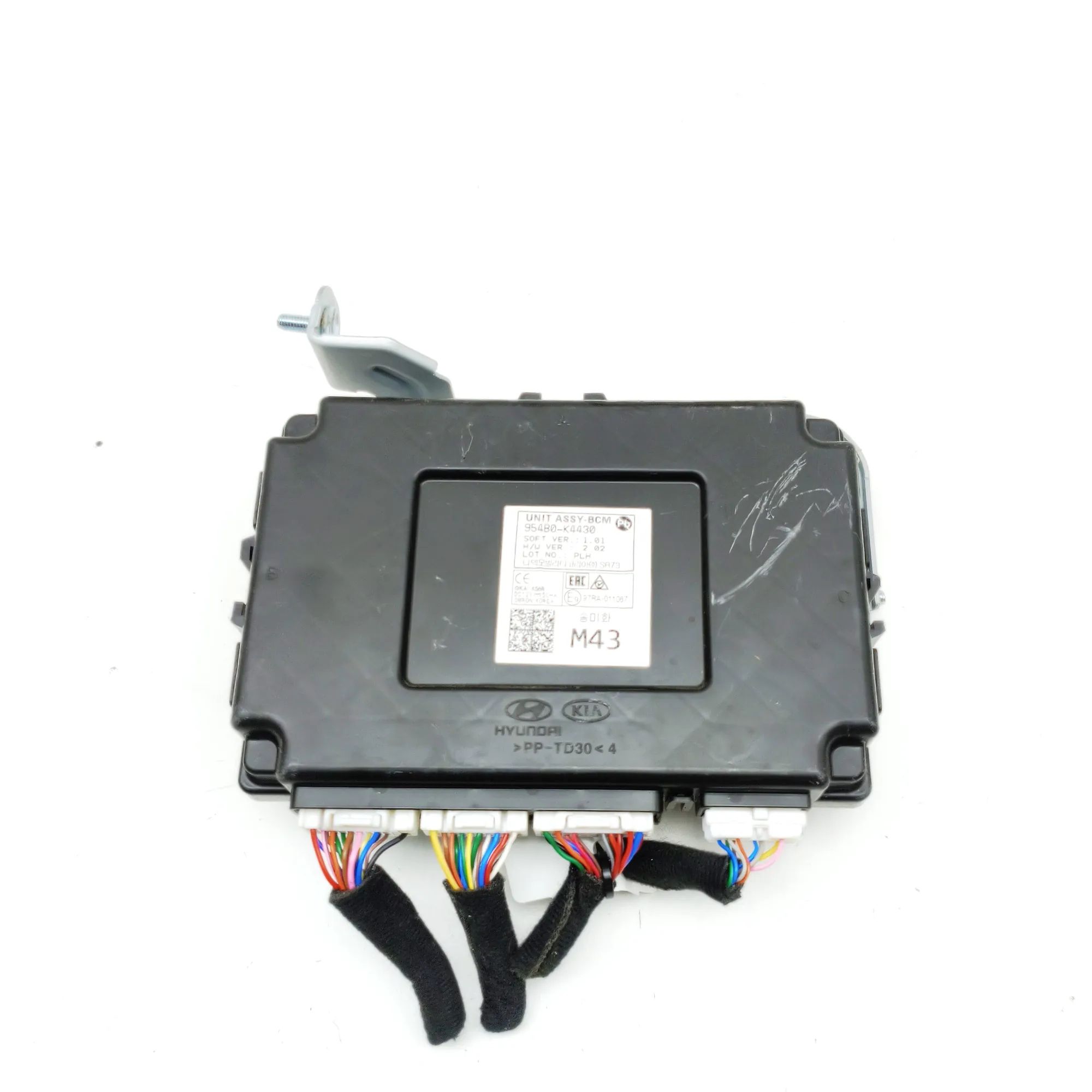 Hyundai Kona Comfort Control Unit Comfort Control Unit — HYUNDAI KONA (2017-...) ...