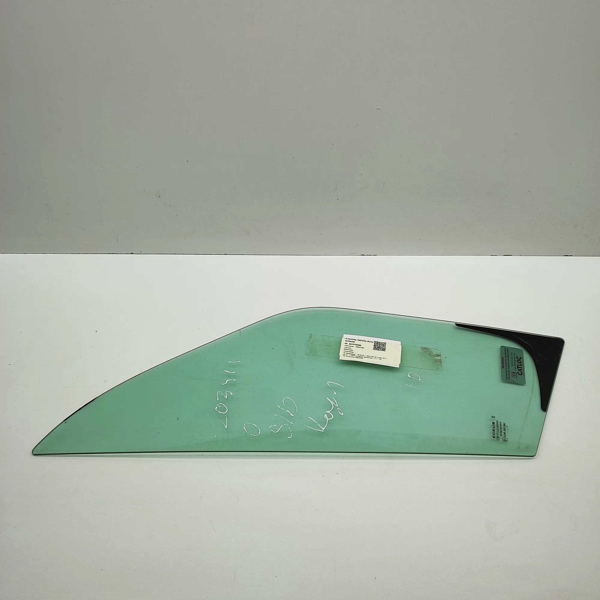 Renault Master Door quarter window — front right