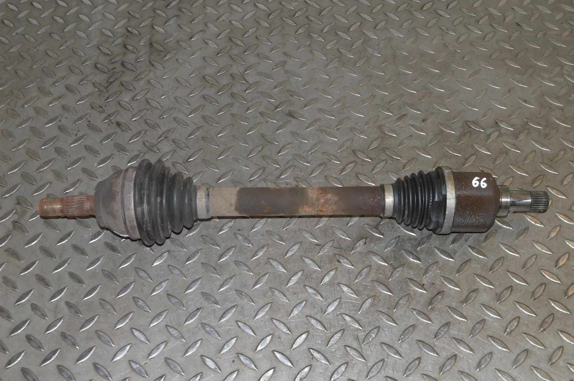 Peugeot 3008 Front Left Driveshaft Front Left Driveshaft — PEUGEOT 3008 (2009-2017...