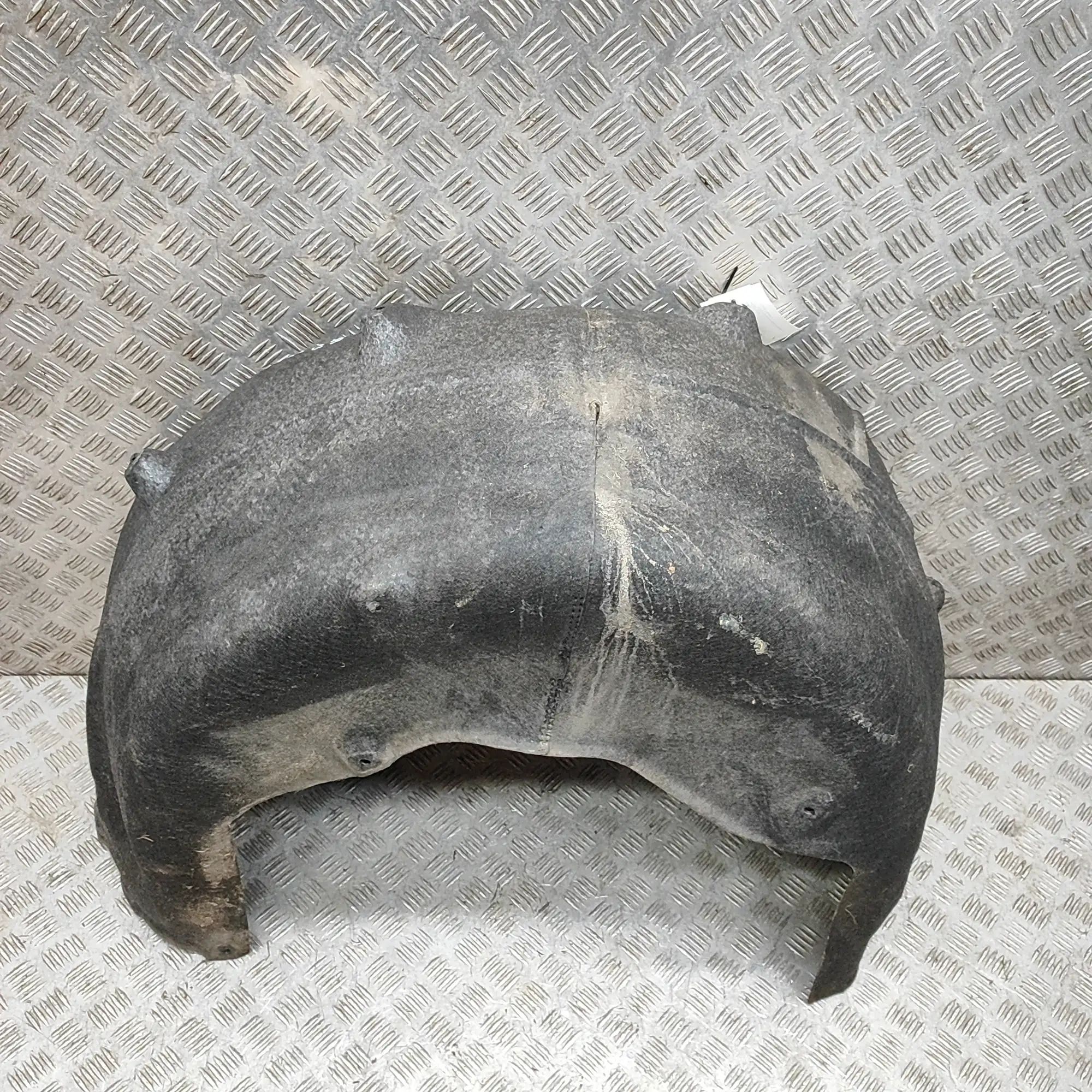 BMW X5 (G05) Rear Right Arch Liner Rear Right Arch Liner — BMW X5 (G05) (2018-...)...