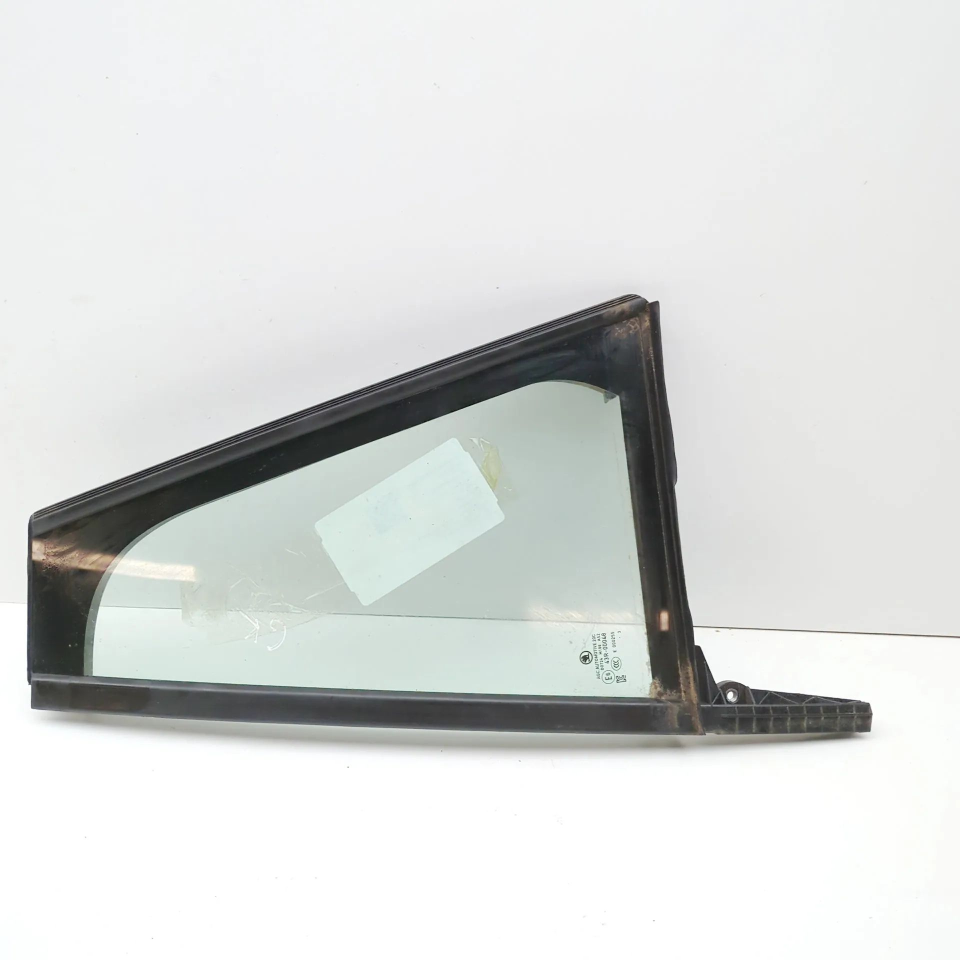 Skoda Octavia Rear door left-hand window Rear door left-hand window — SKODA OCTAVIA (IV ...
