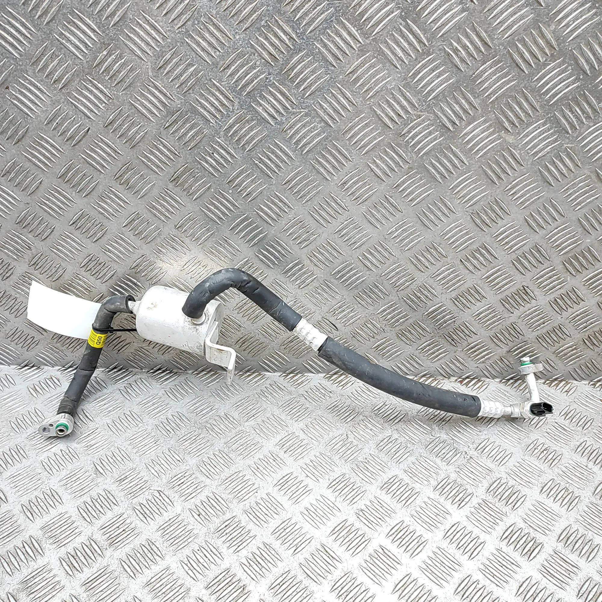 Kia Niro A/C Air Con Hose Pipe A/C Air Con Hose Pipe — KIA NIRO (2016-...) — 9...