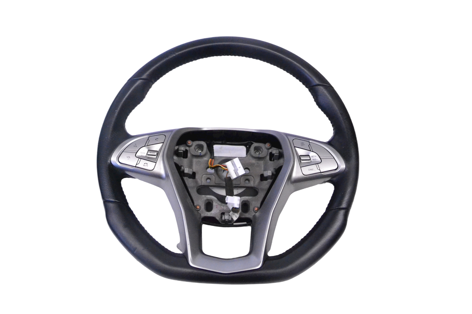 Ssangyong Tivoli, XLV steering wheel Steering Wheel — SSANGYONG TIVOLI (2015-...) — ...