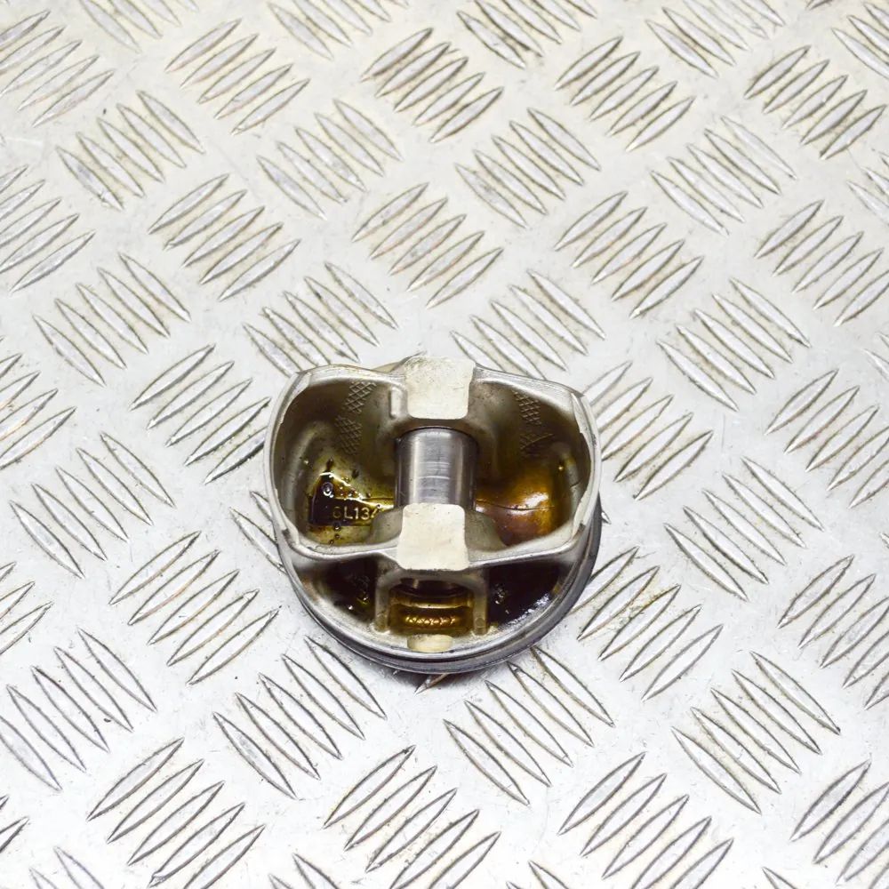 Maserati Ghibli Piston Piston — MASERATI GHIBLI (M157) (2013-...) — 31...