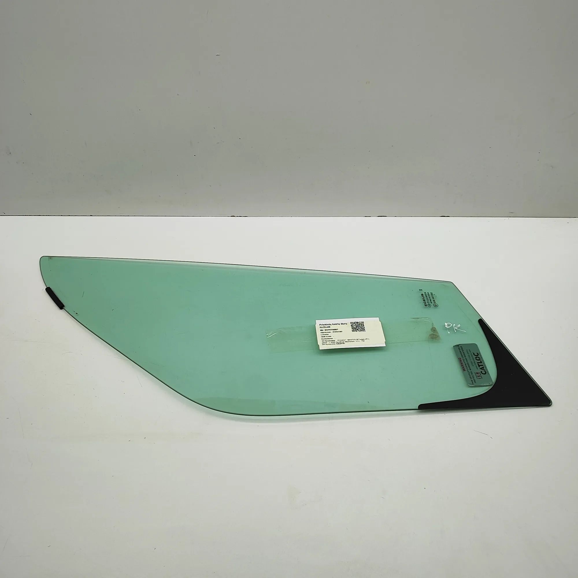 Renault Master Door quarter window — front left Door quarter window — front left — RENAULT MAST...