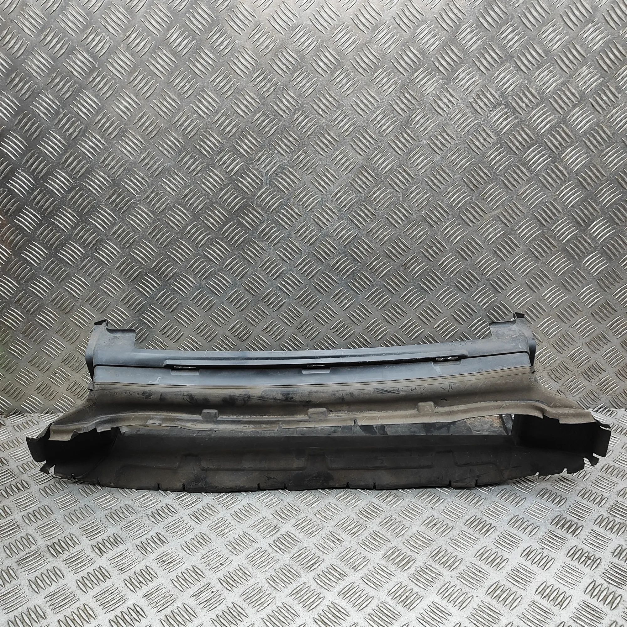 Volvo V40 Radiator Air Guide Duct Radiator Air Guide Duct — VOLVO V40 (Hatchback)...