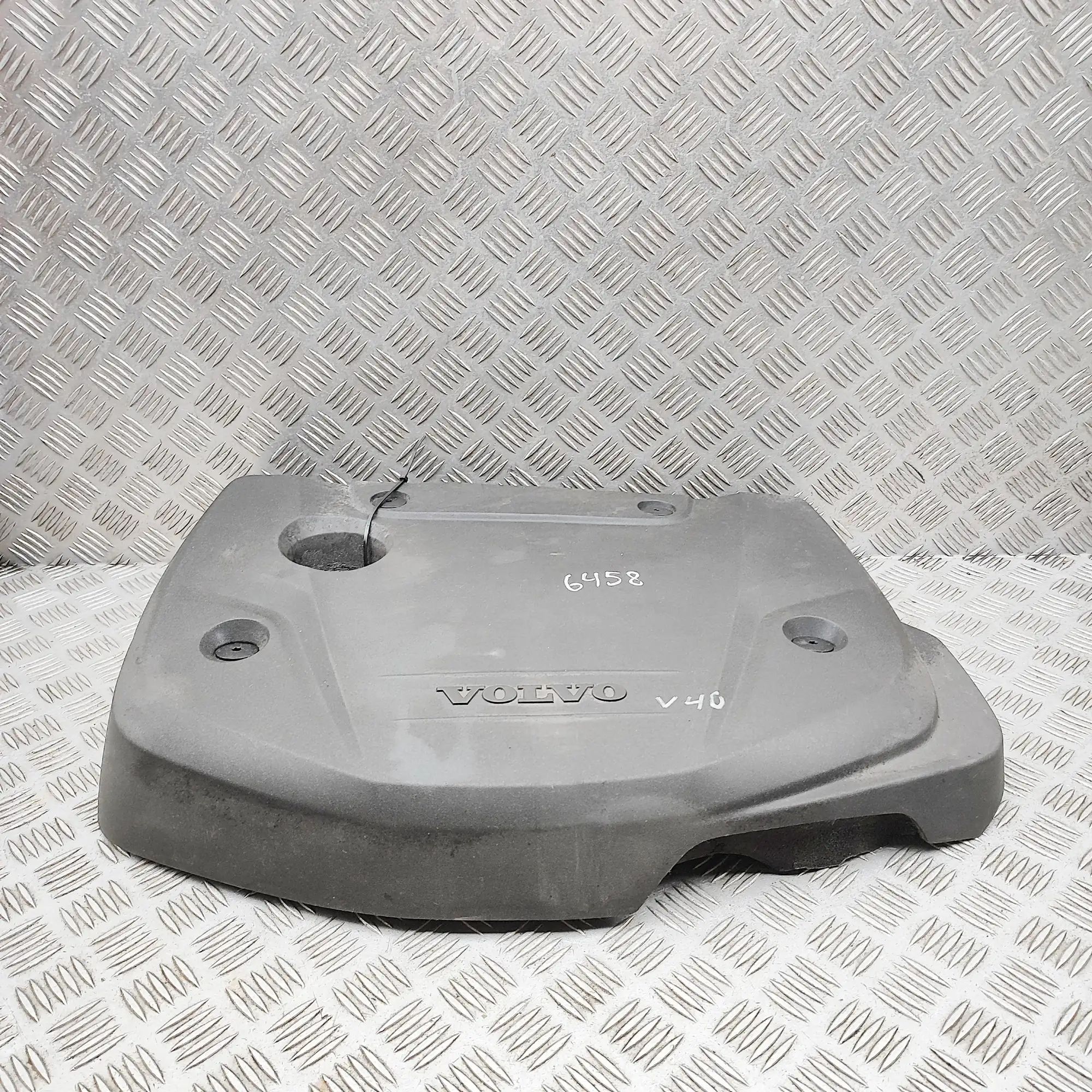 Volvo V40 Mootorikate (1.9 TDi) Engine cover — VOLVO V40 (Hatchback) (2012-2019...