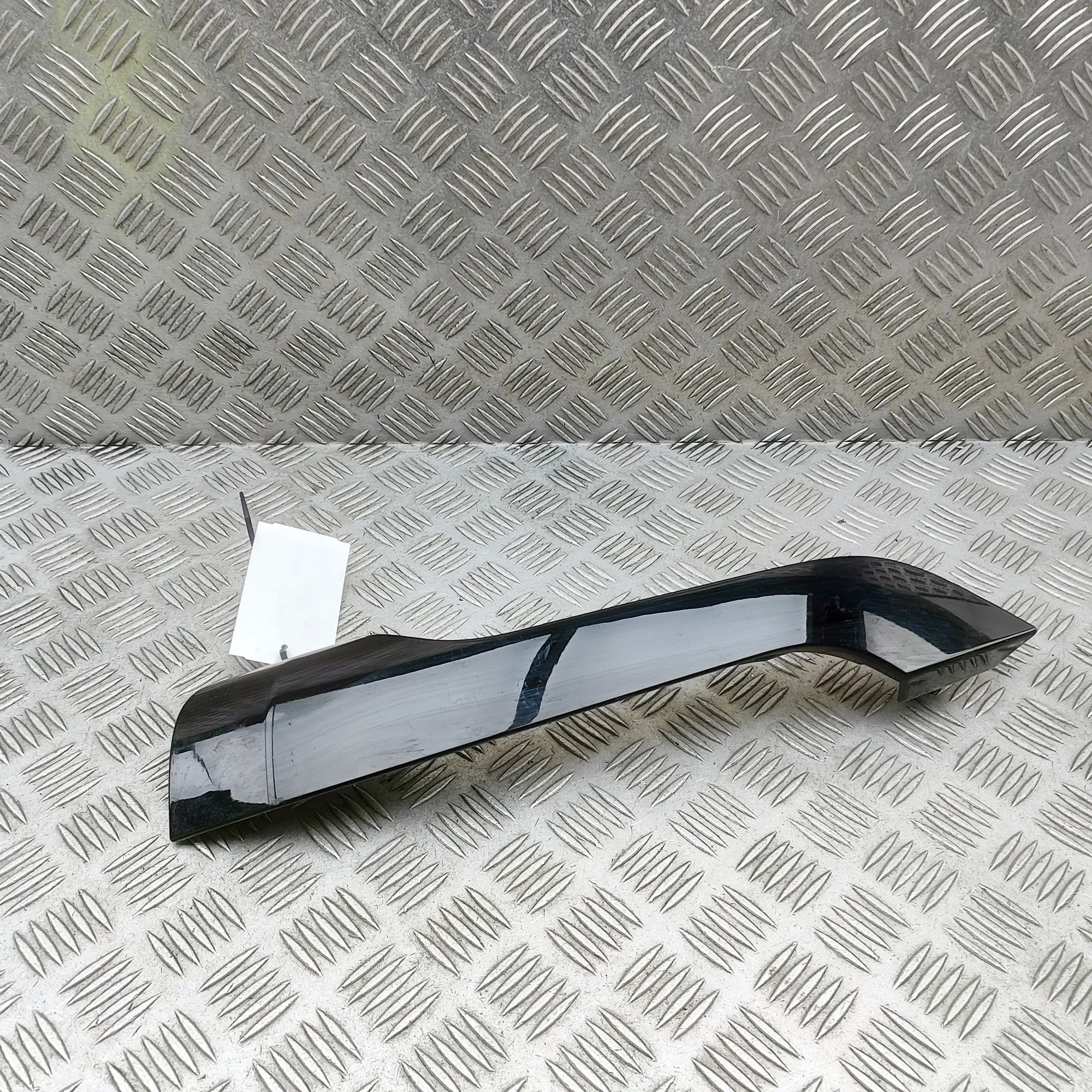 Land Rover Range Rover Evoque Bumper moulding — front left Bumper moulding — front left — LAND ROVER RANGE...