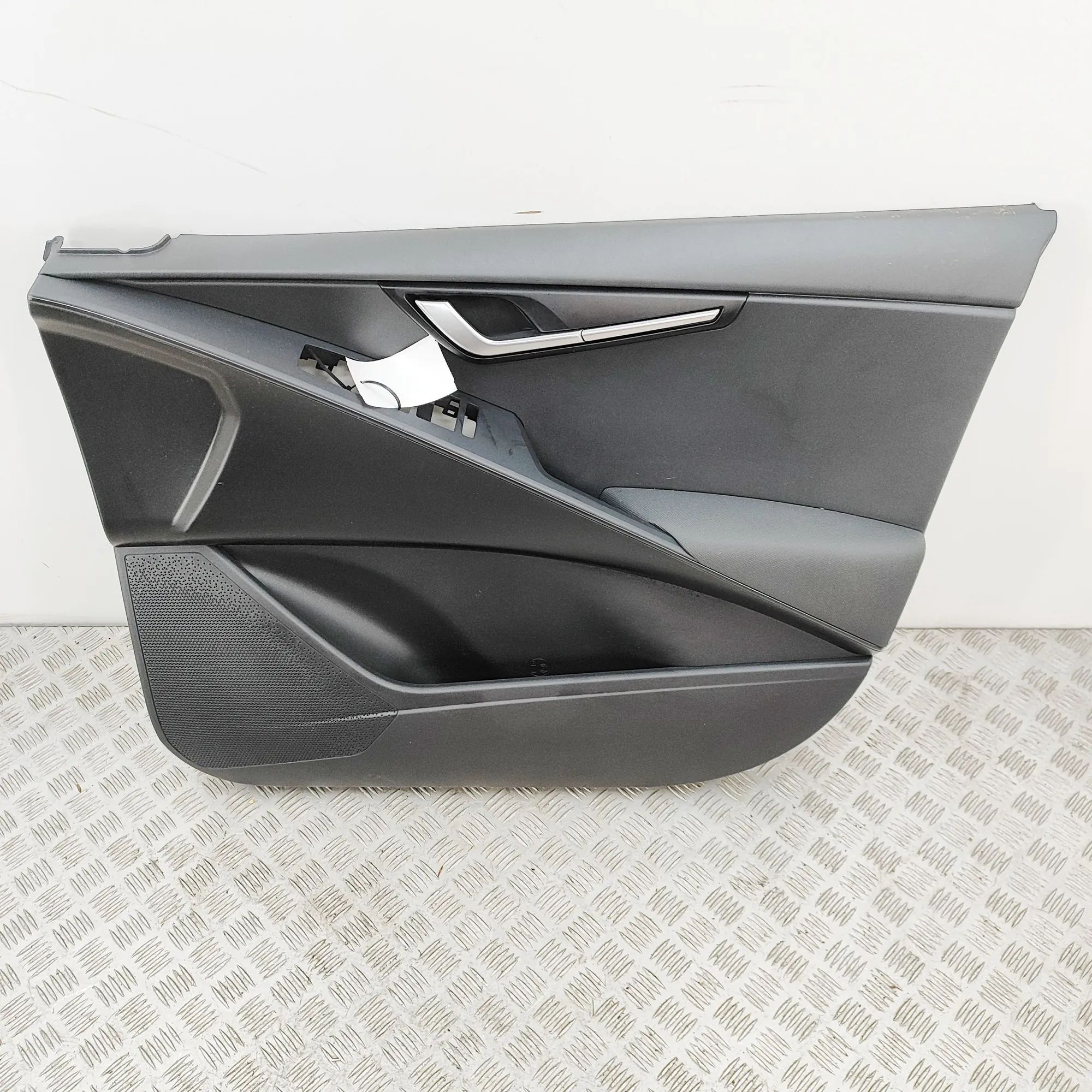 Kia Niro Front Right Door Panel Front Right Door Panel — KIA NIRO (II) (2022-.....