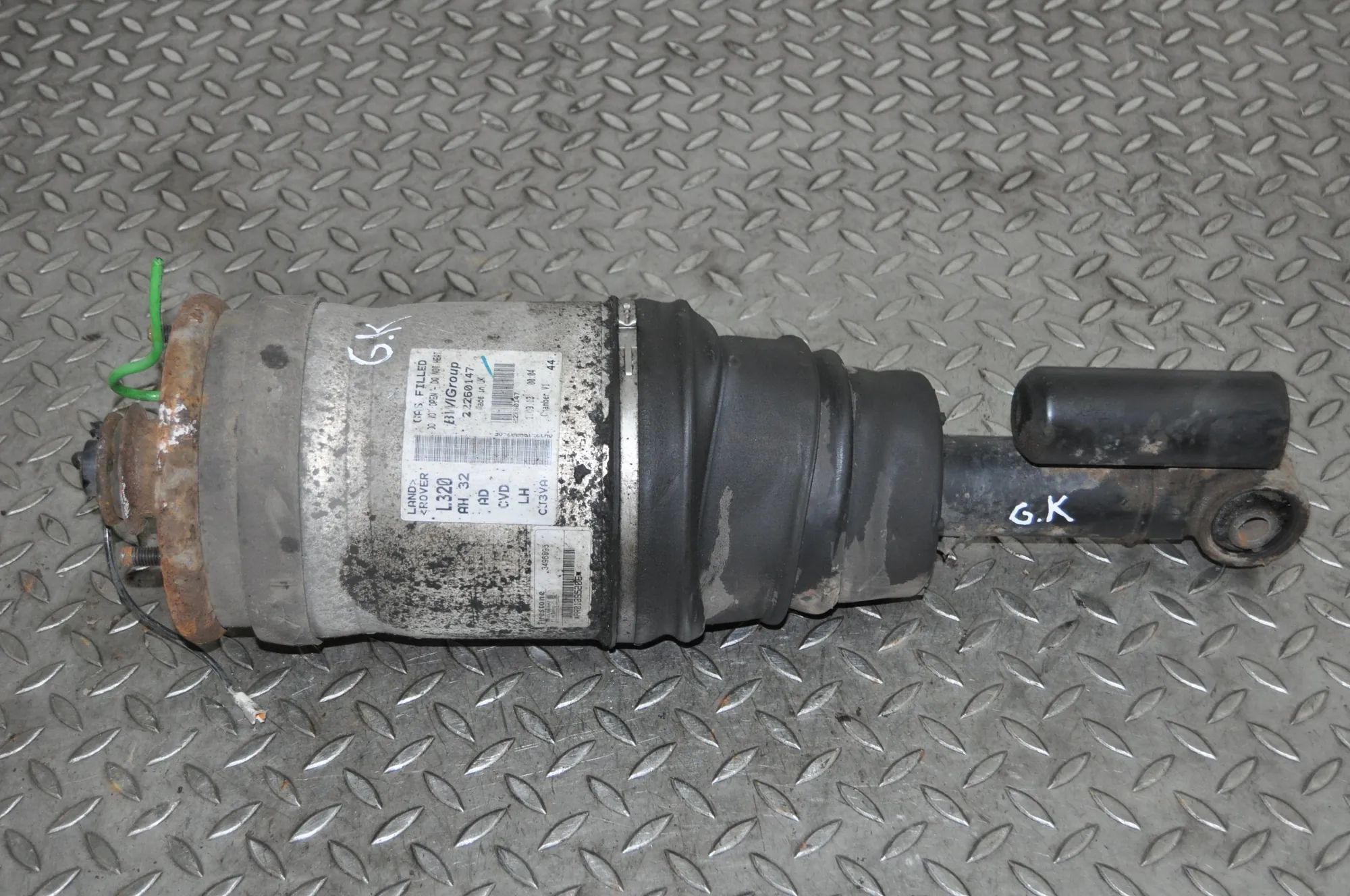 Land Rover Range Rover Sport Rear Left Air Shock Absorber Rear Left Air Shock Absorber — LAND ROVER RANGE...