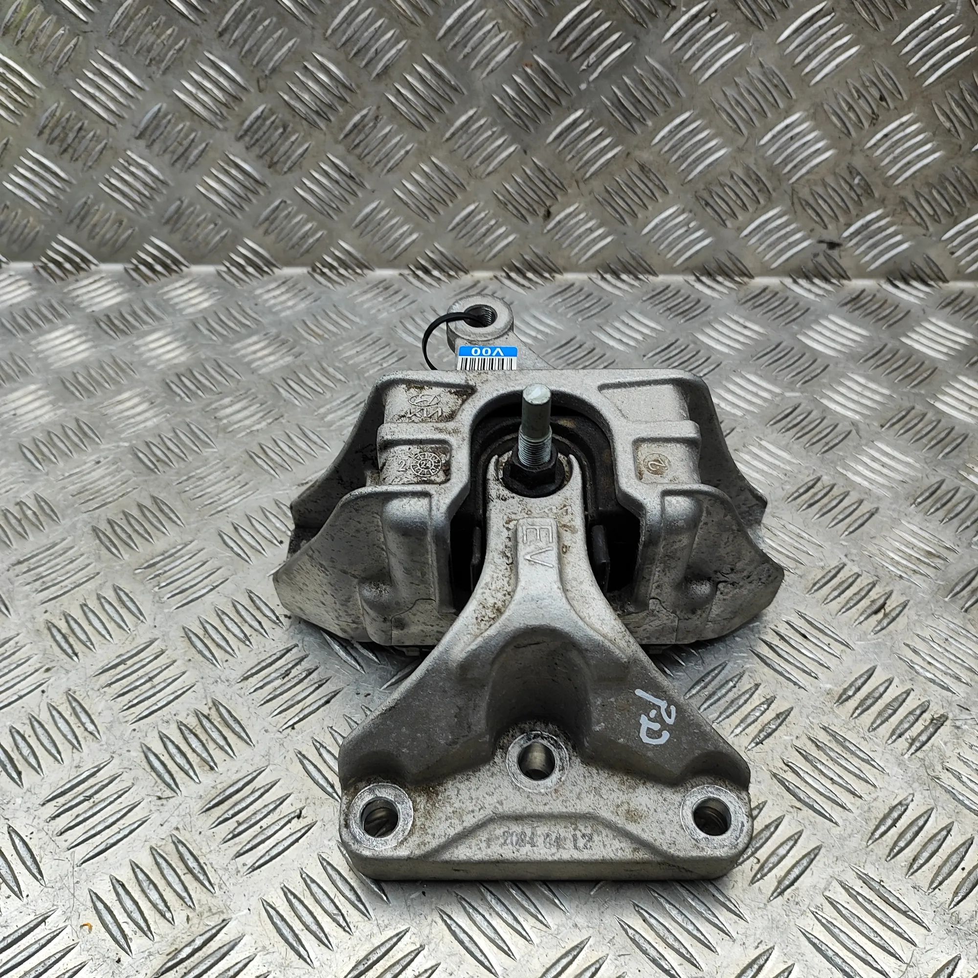 Kia Niro Right Side Engine Mount Right Side Engine Mount — KIA NIRO (II) (2022-....