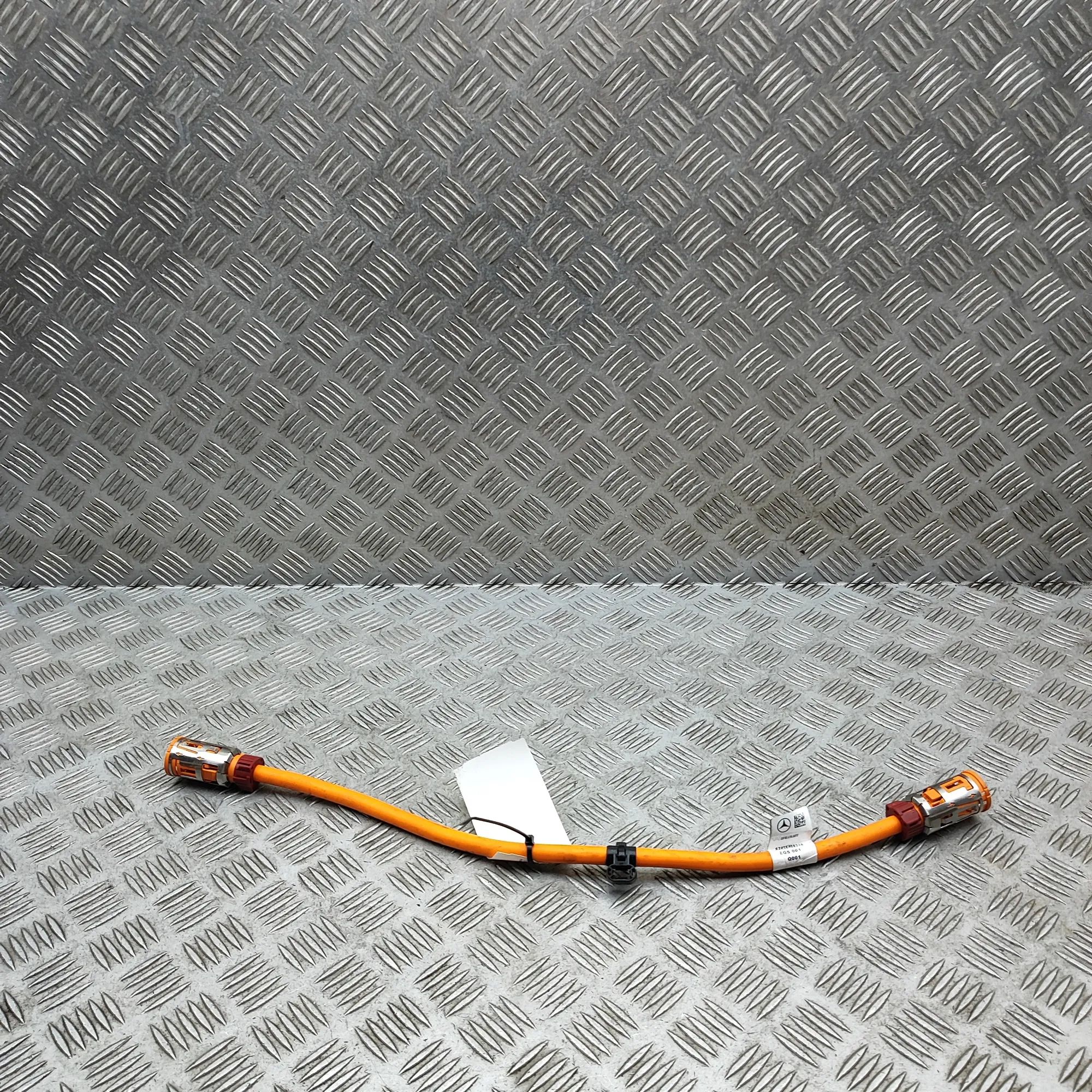 Mercedes-Benz A (W177) Battery Charging Cable Battery charging cable — MERCEDES BENZ EQAH243 ...