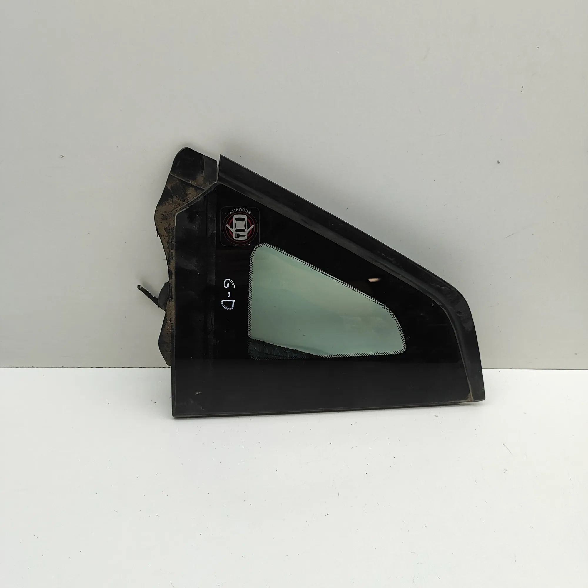Nissan 370Z Rear Right Quarter Window Rear Right Quarter Window — NISSAN 370 (Z Coupe...