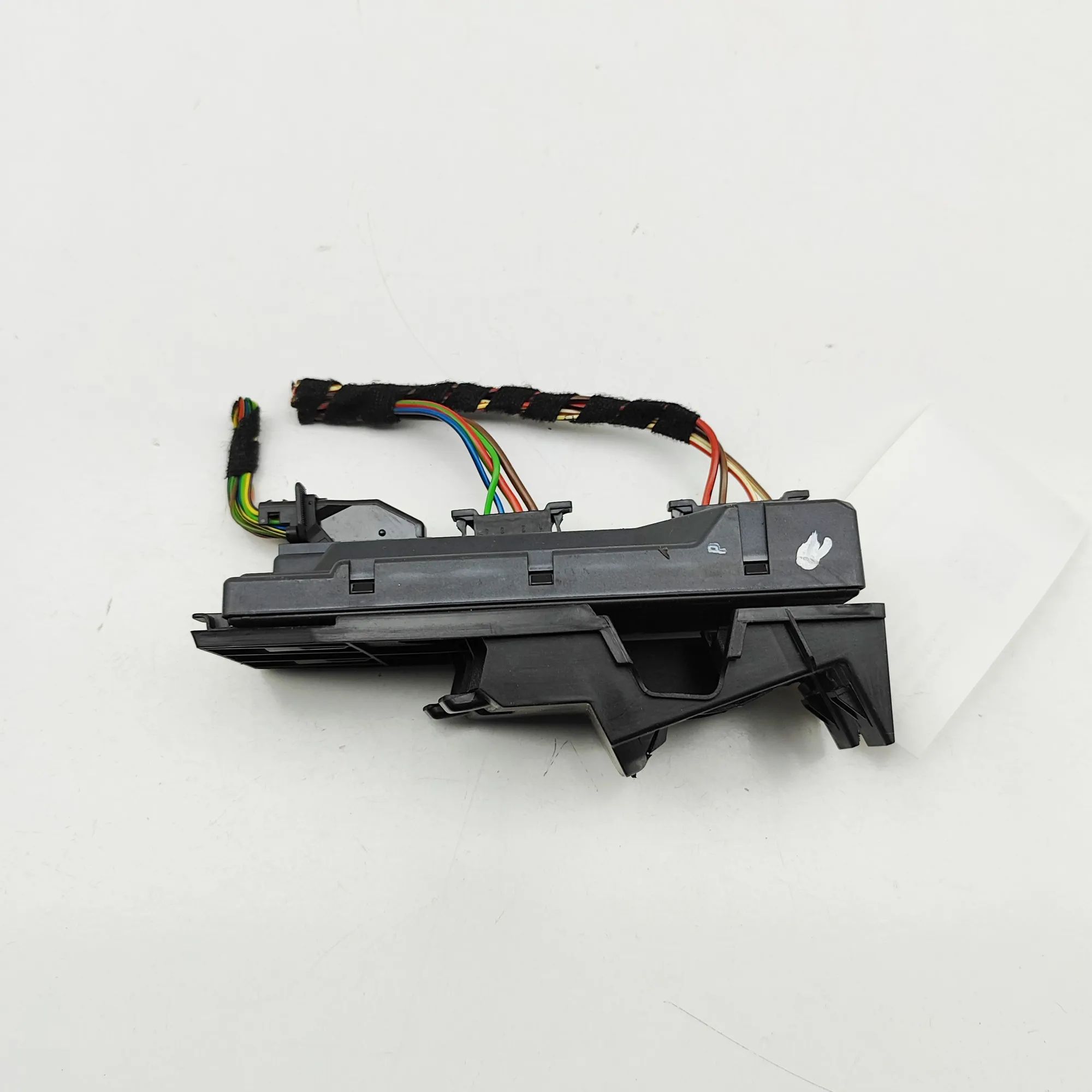 Audi Q3 (8U) Tailgate Bootlid Control Unit Tailgate Bootlid Control Unit — AUDI Q3 (8U) (2...
