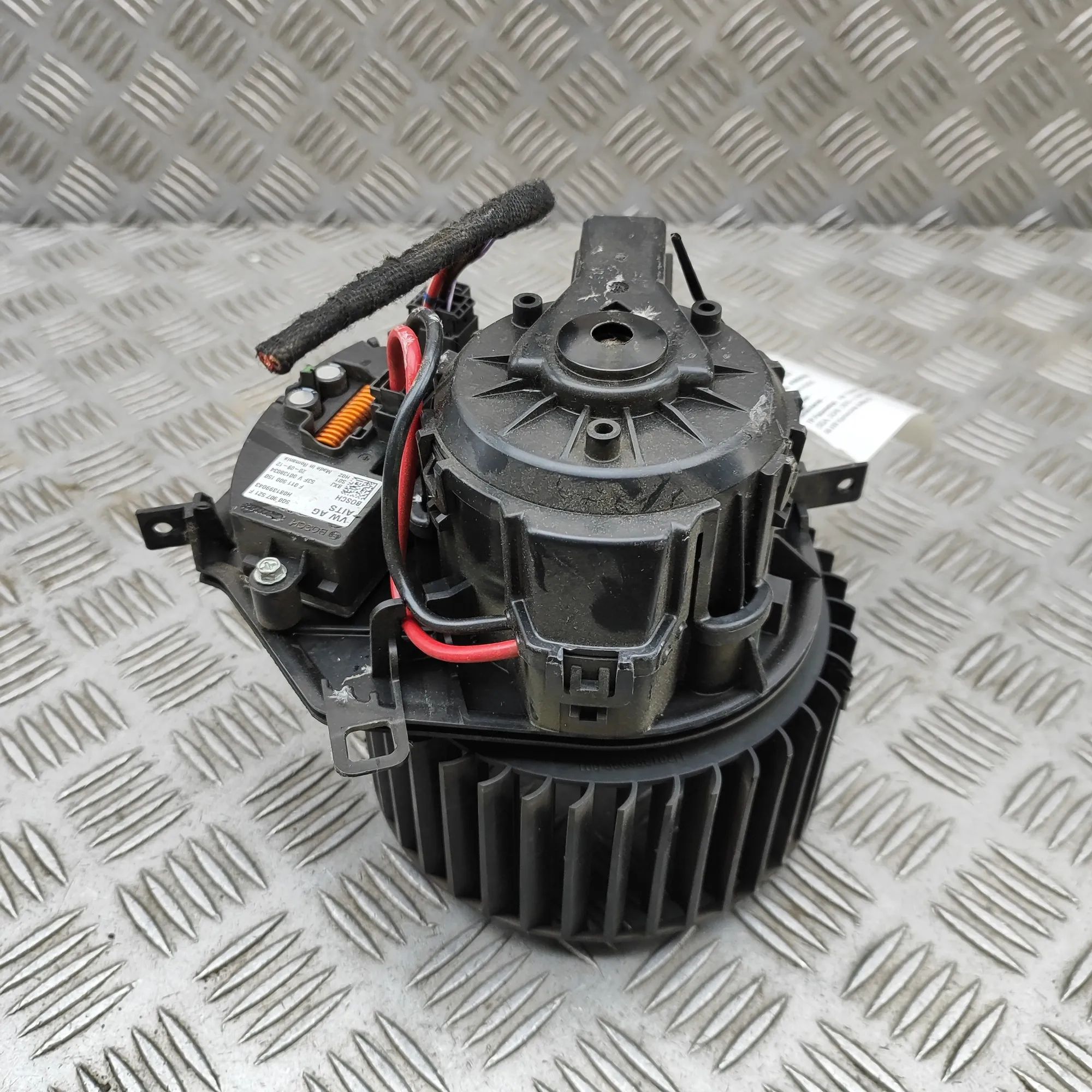 Volkswagen Transporter (T6, Caravelle, Multivan) Heater Blower Fan Heater Blower Fan — VW TRANSPORTER (VI T6 Van S...