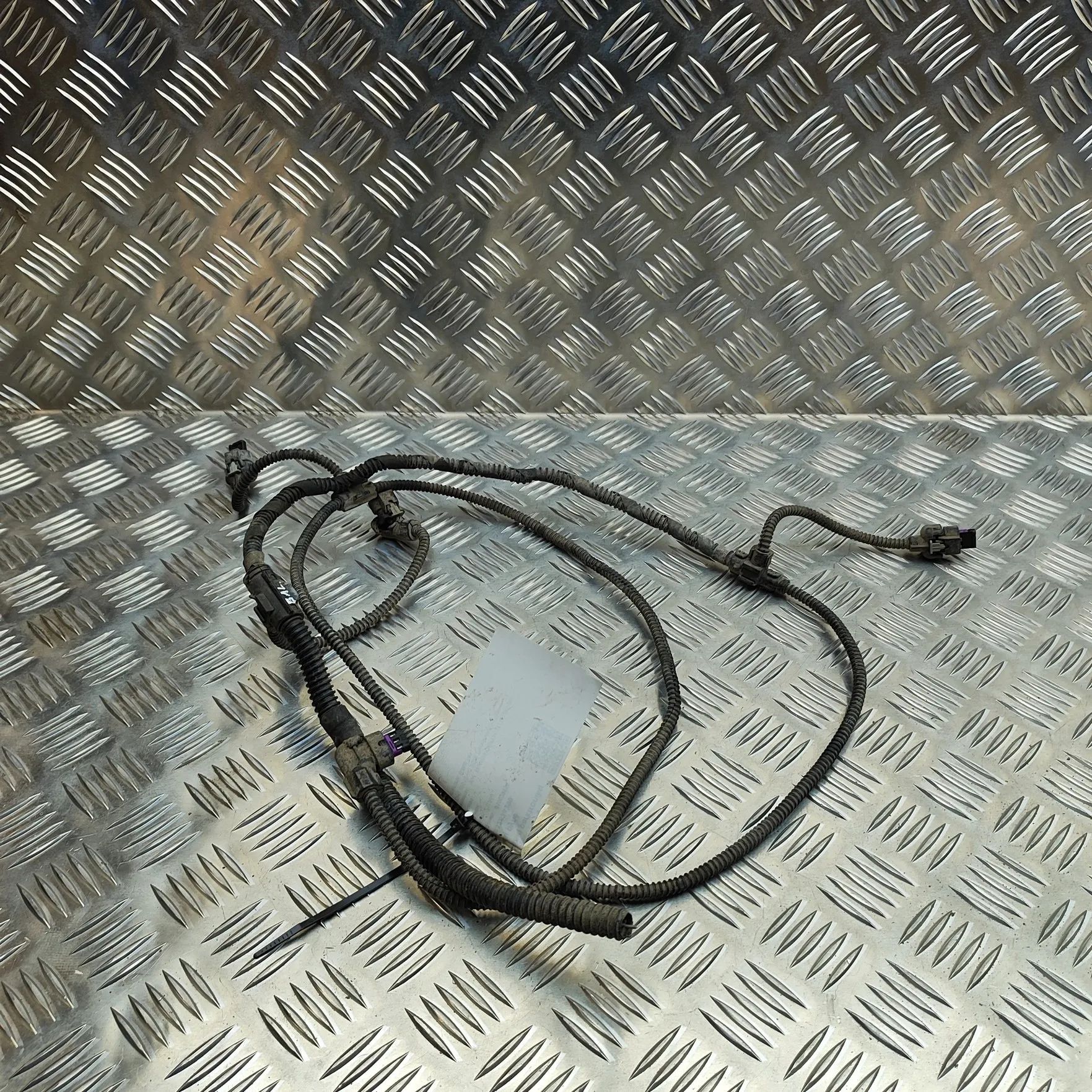 Volkswagen Transporter (T6, Caravelle, Multivan) Rear Parking Sensor Wiring Loom Rear Parking Sensor Wiring Loom — VW TRANSPORTE...