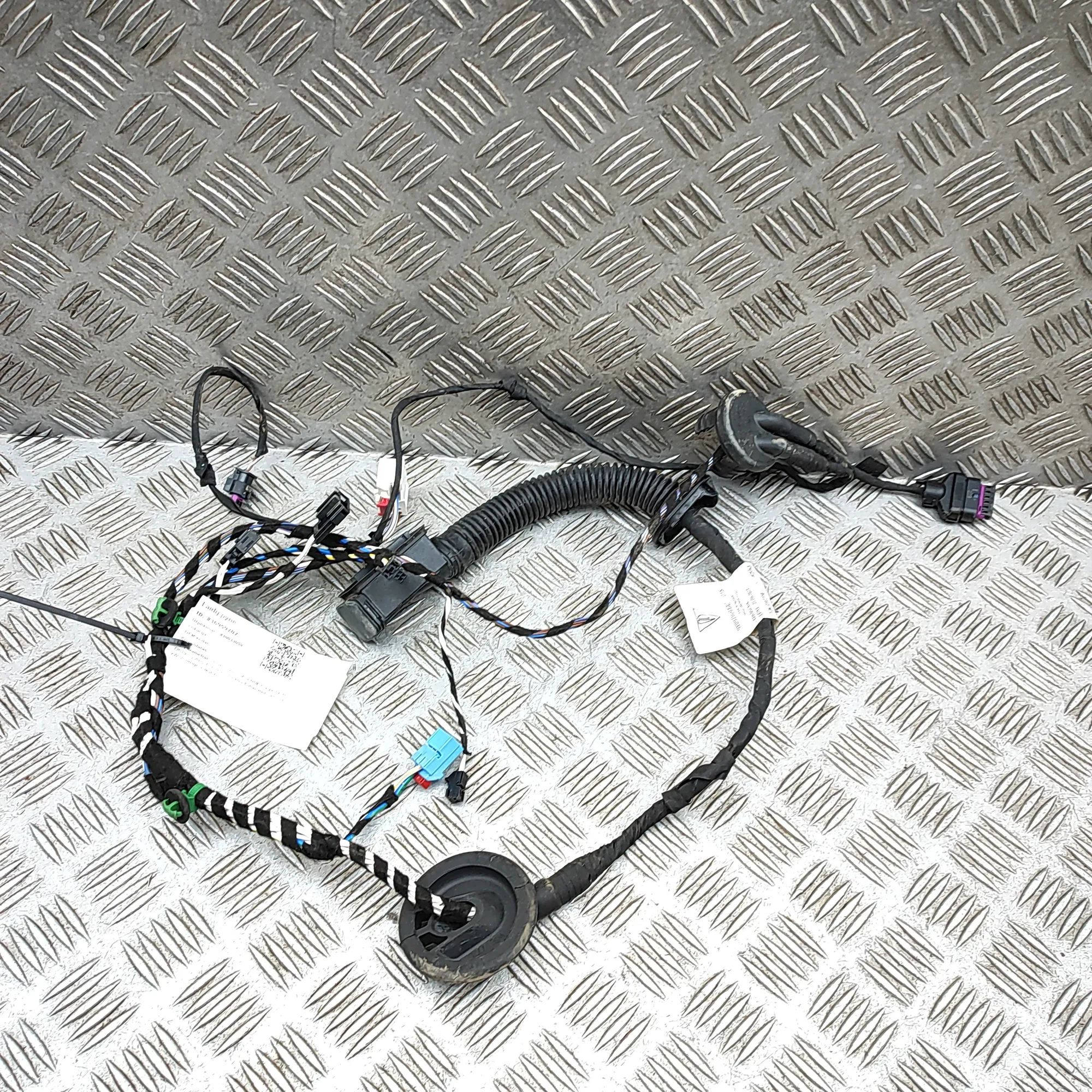 Porsche Cayenne Door wiring — rear left Door wiring — rear left — PORSCHE CAYENNE (Coup...