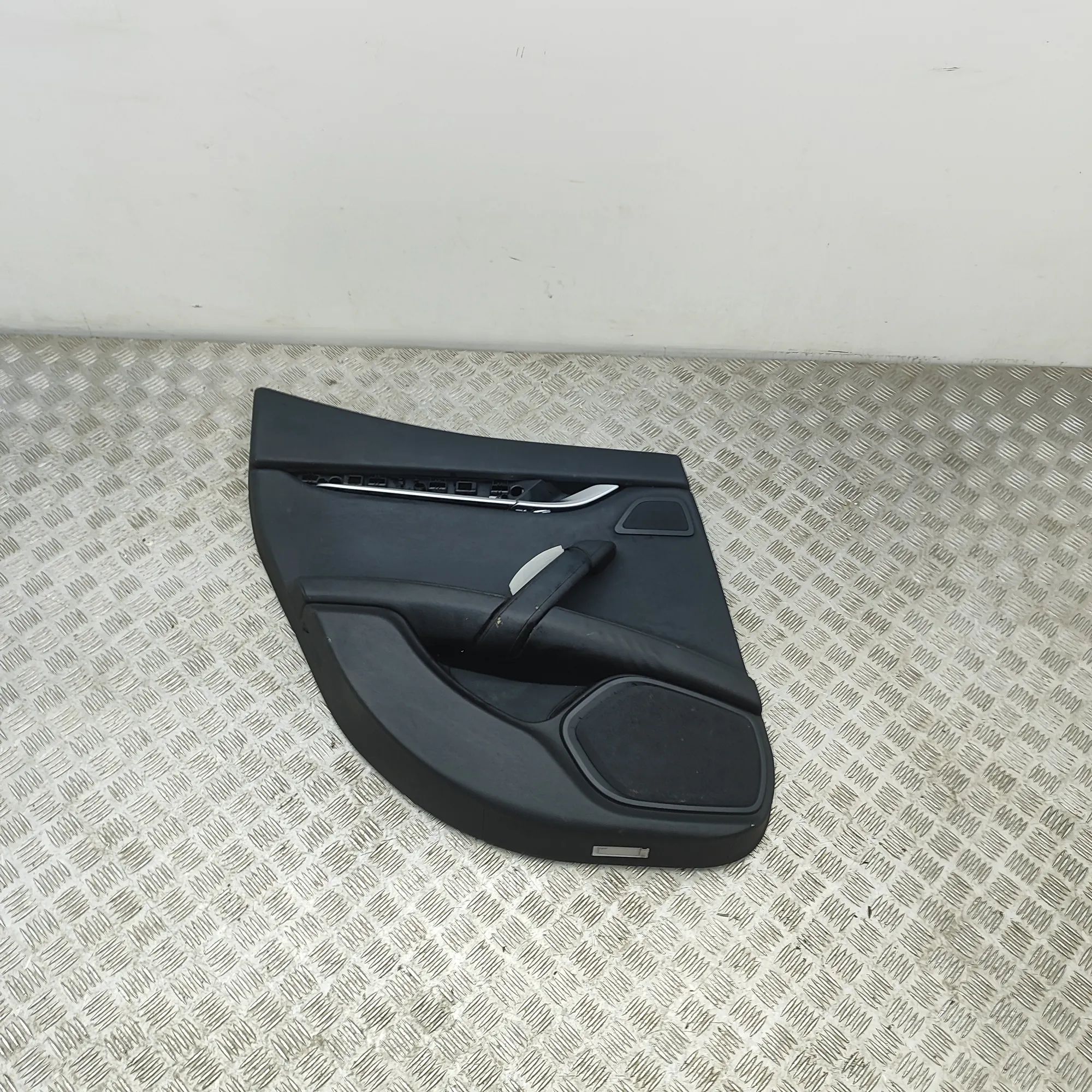 Maserati Ghibli Rear Left Door Panel Rear Left Door Panel — MASERATI GHIBLI (M157) (...