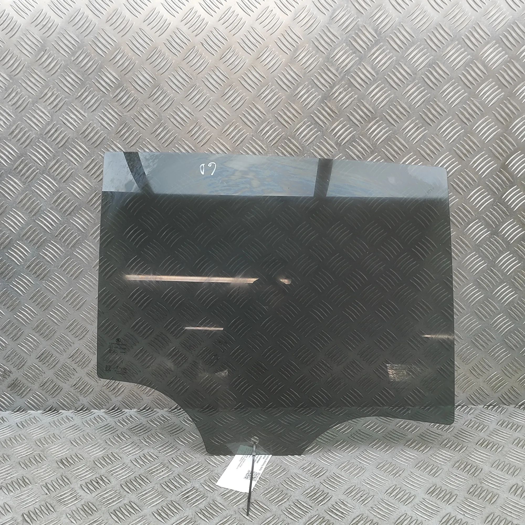 Skoda Elroq  Right rear door window Right rear door window — SKODA ELROQ (2024-...)...