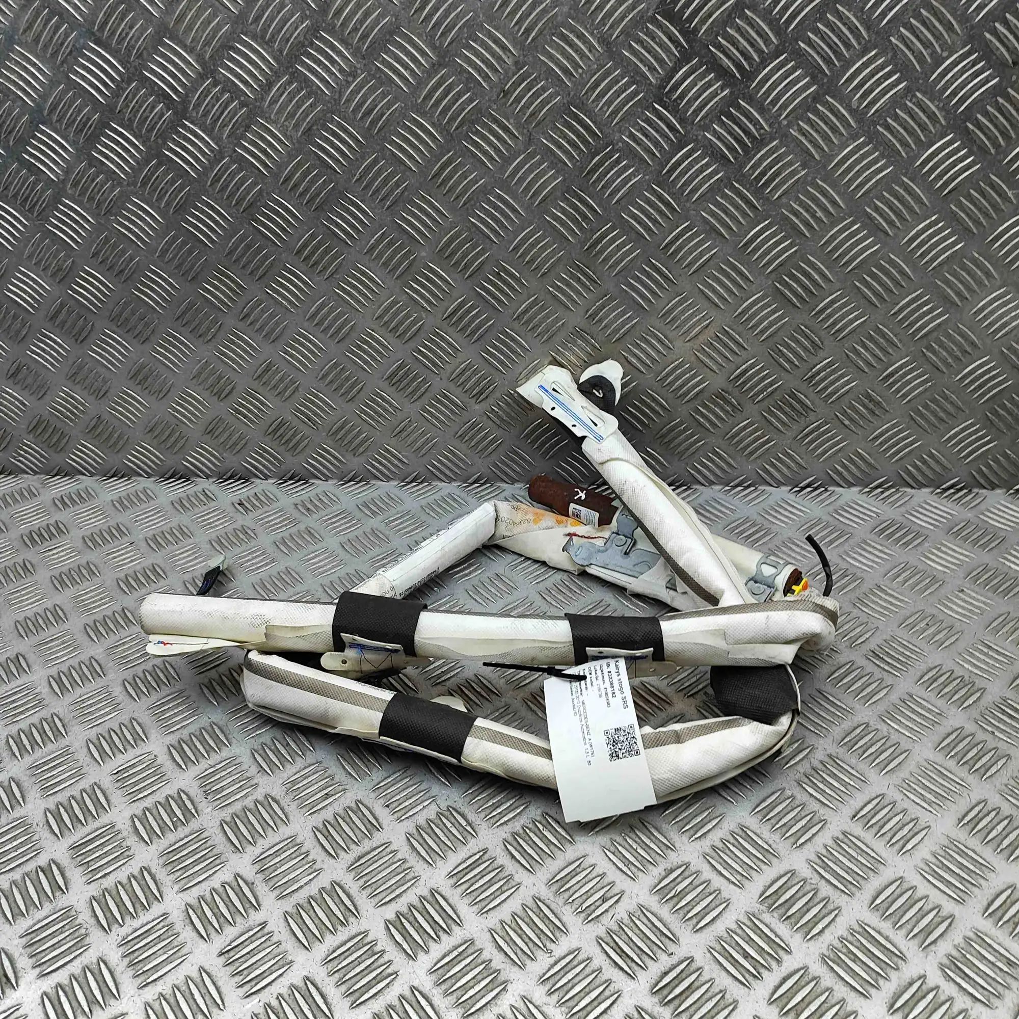 Mercedes-Benz A (W169) Left Side Roof Safety Curtain SRS Left Side Roof Safety Curtain SRS — MERCEDES BE...