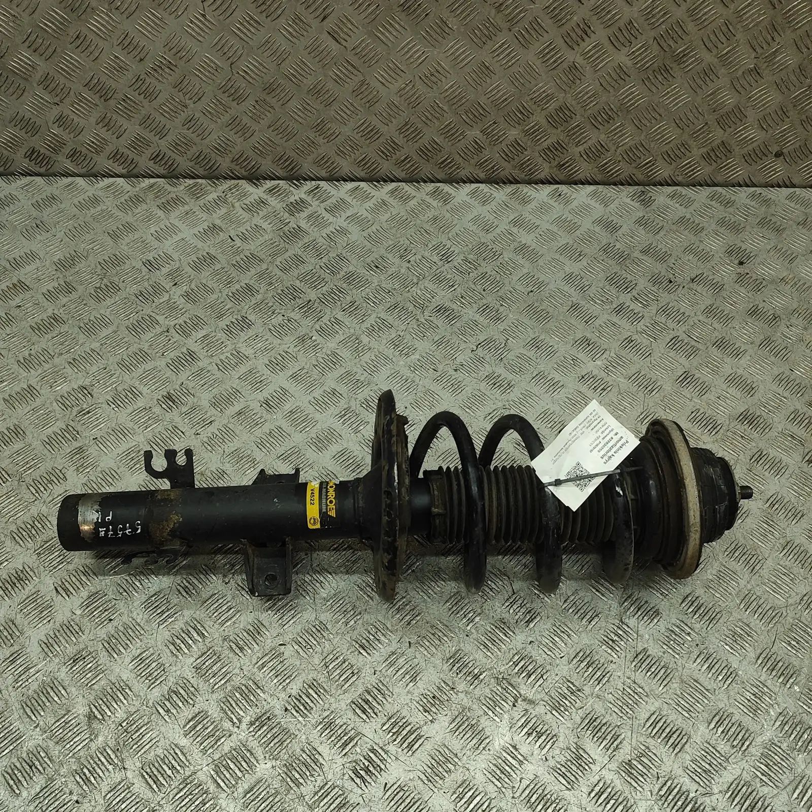 Volkswagen Transporter (T6, Caravelle, Multivan) Shock absorber — front left Shock absorber — front left — VW TRANSPORTER (V...