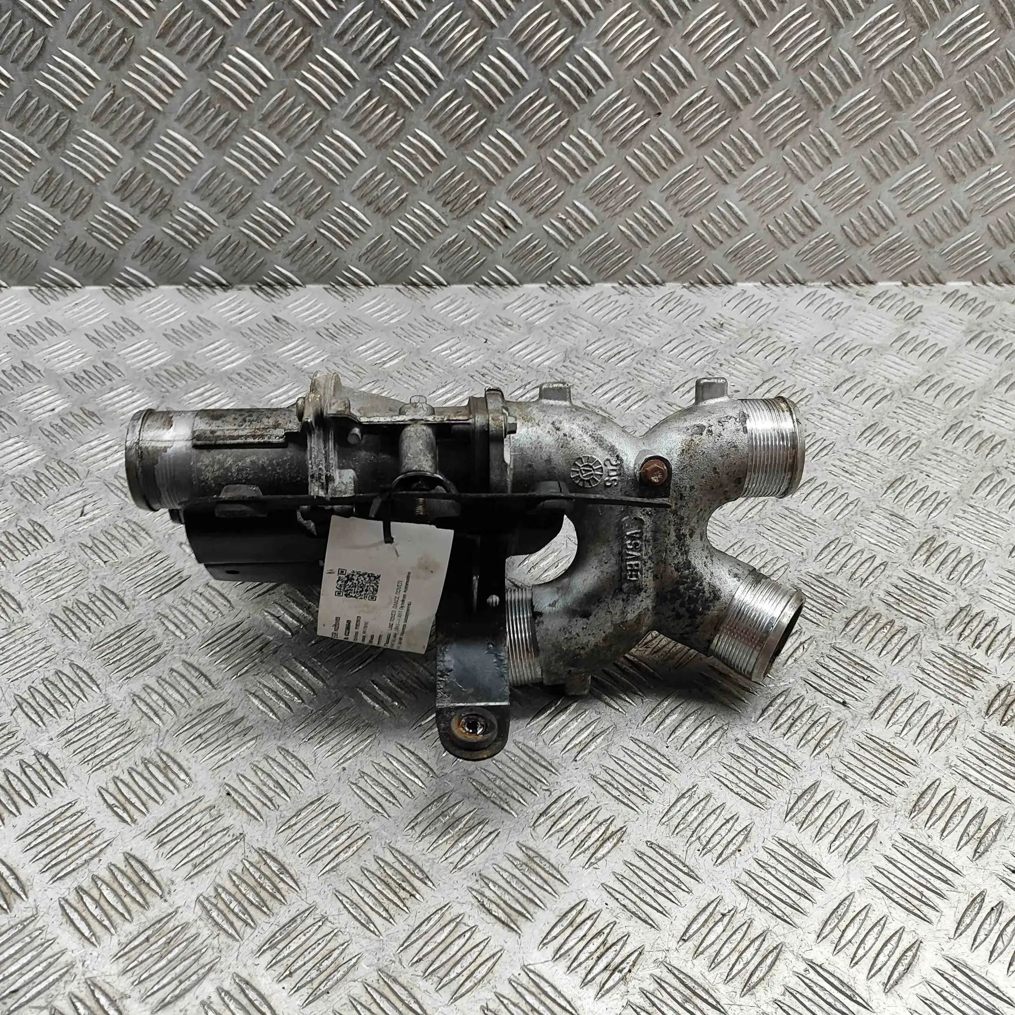 Land Rover Range Rover Sport (L494) EGR Valve EGR valve — LAND ROVER RANGE ROVER SPORT (II L4...