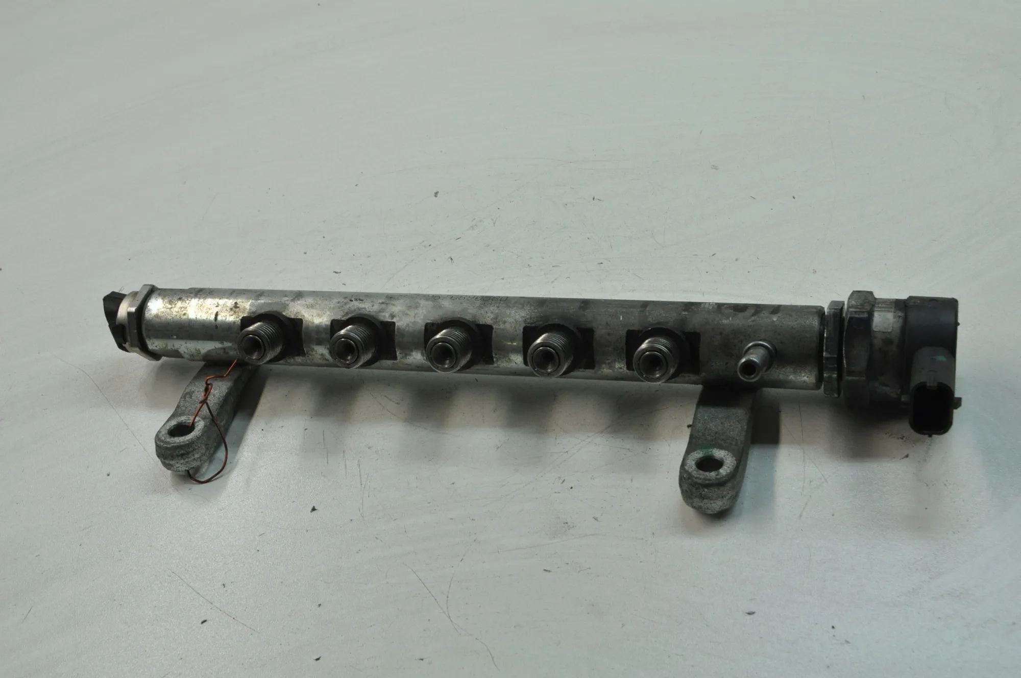 Land Rover Range Rover Evoque Fuel Rail Fuel rail — LAND ROVER RANGE ROVER EVOQUE (L538...