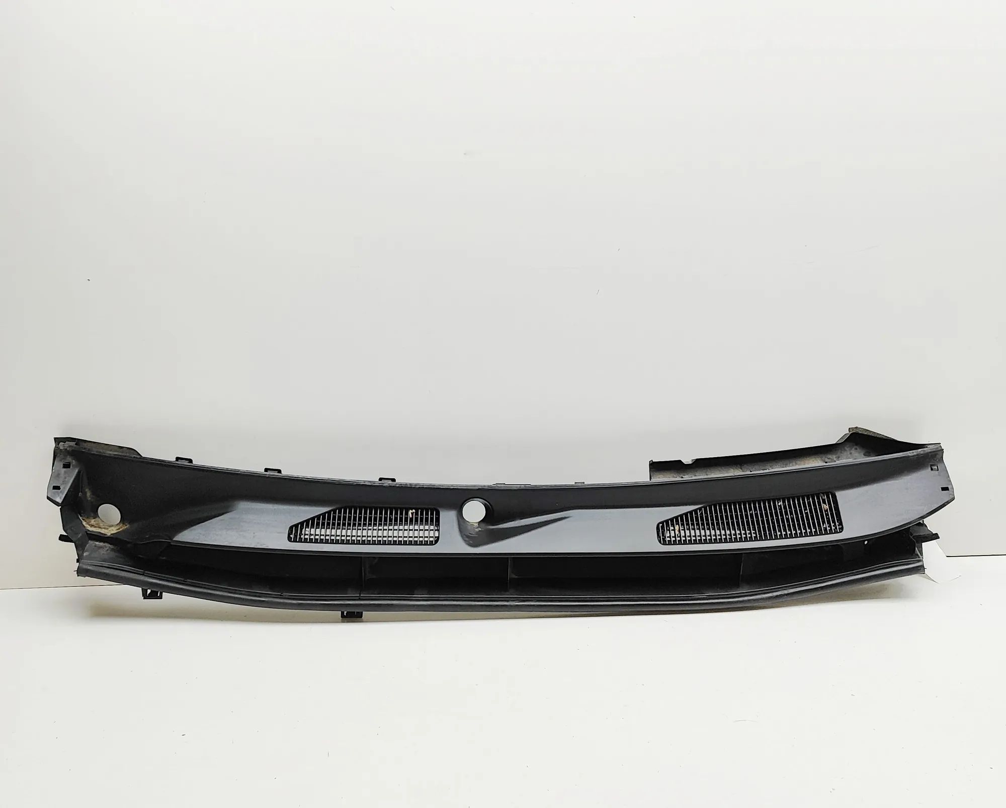 Toyota Land Cruiser 150 Front Wiper Cowl Trim Front Wiper Cowl Trim — TOYOTA LAND CRUISER (_J...