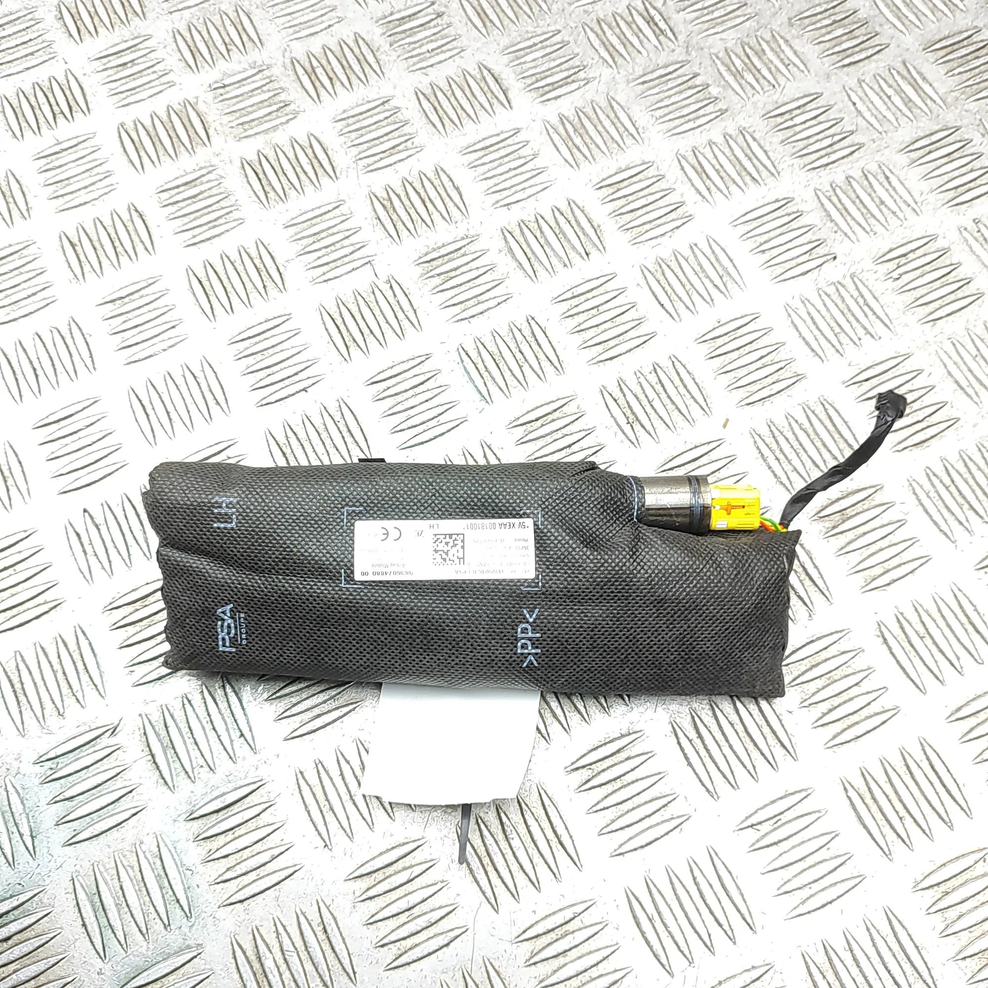 Opel Mokka (B) Seat airbag (SRS) — front left Seat airbag (SRS) — front left — OPEL MOKKA (20...