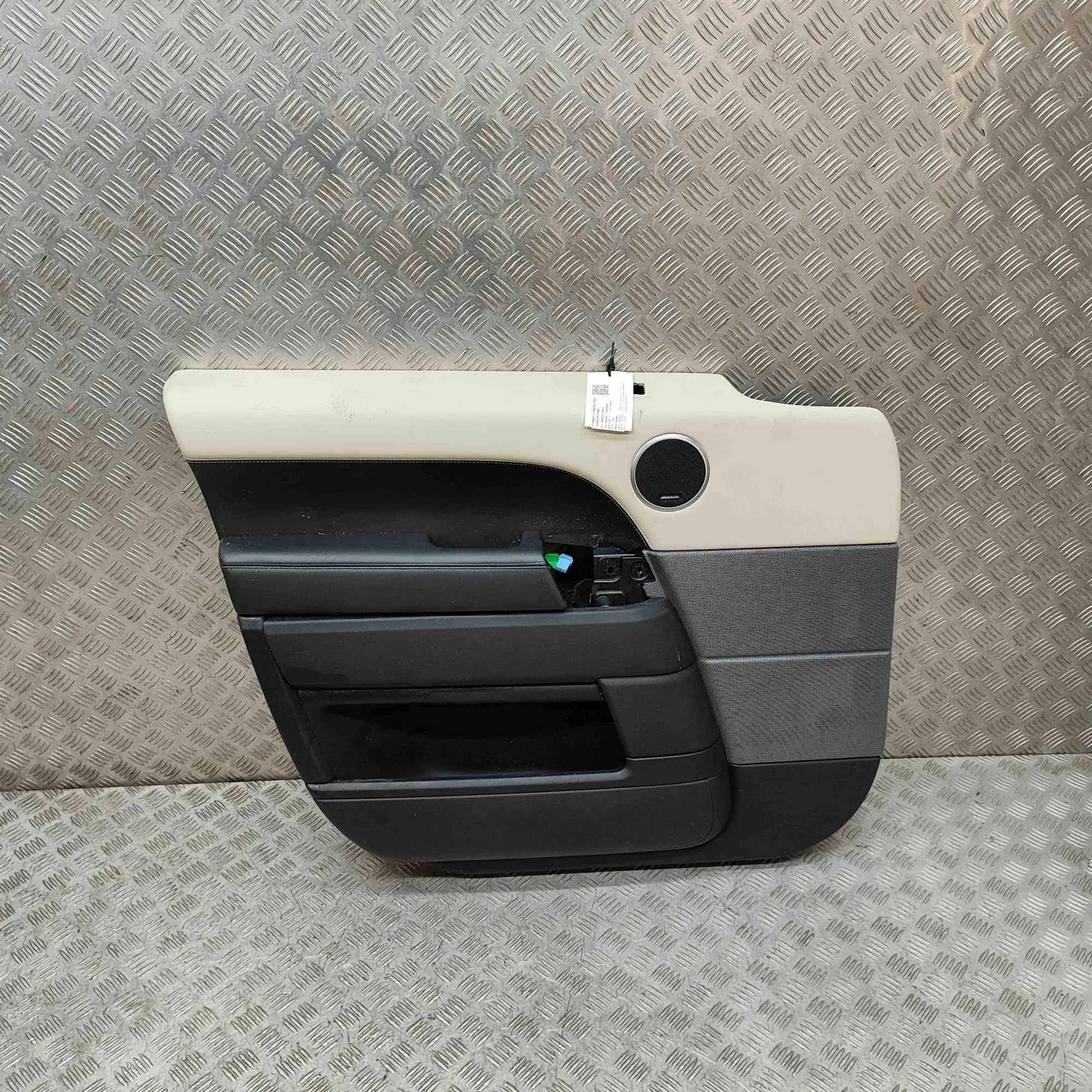 Land Rover Range Rover Sport (L494) Front Left Door Panel Front Left Door Panel — LAND ROVER RANGE ROVER ...