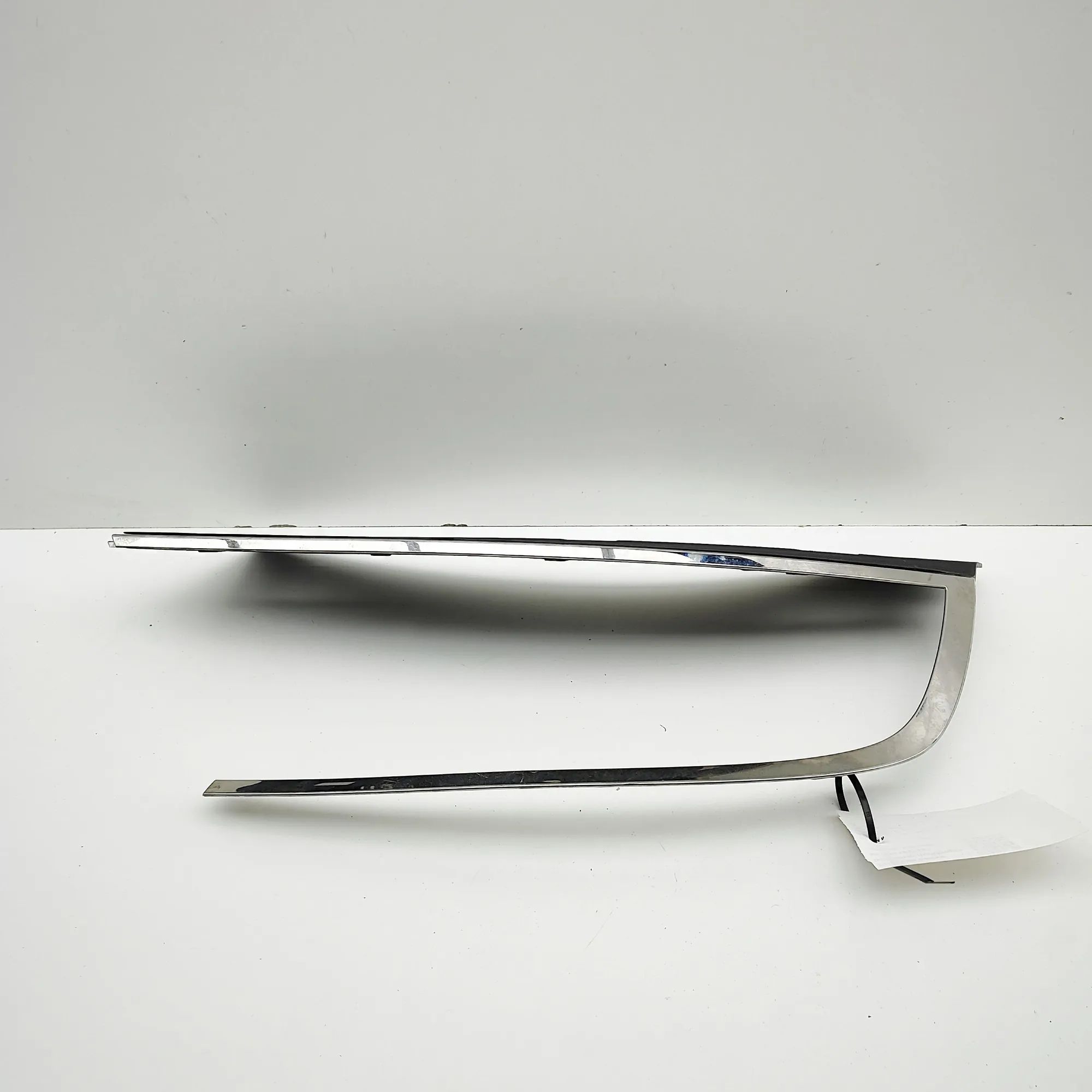 Opel Mokka (B) Bumper moulding — front left Bumper moulding — front left — OPEL MOKKA (2020...