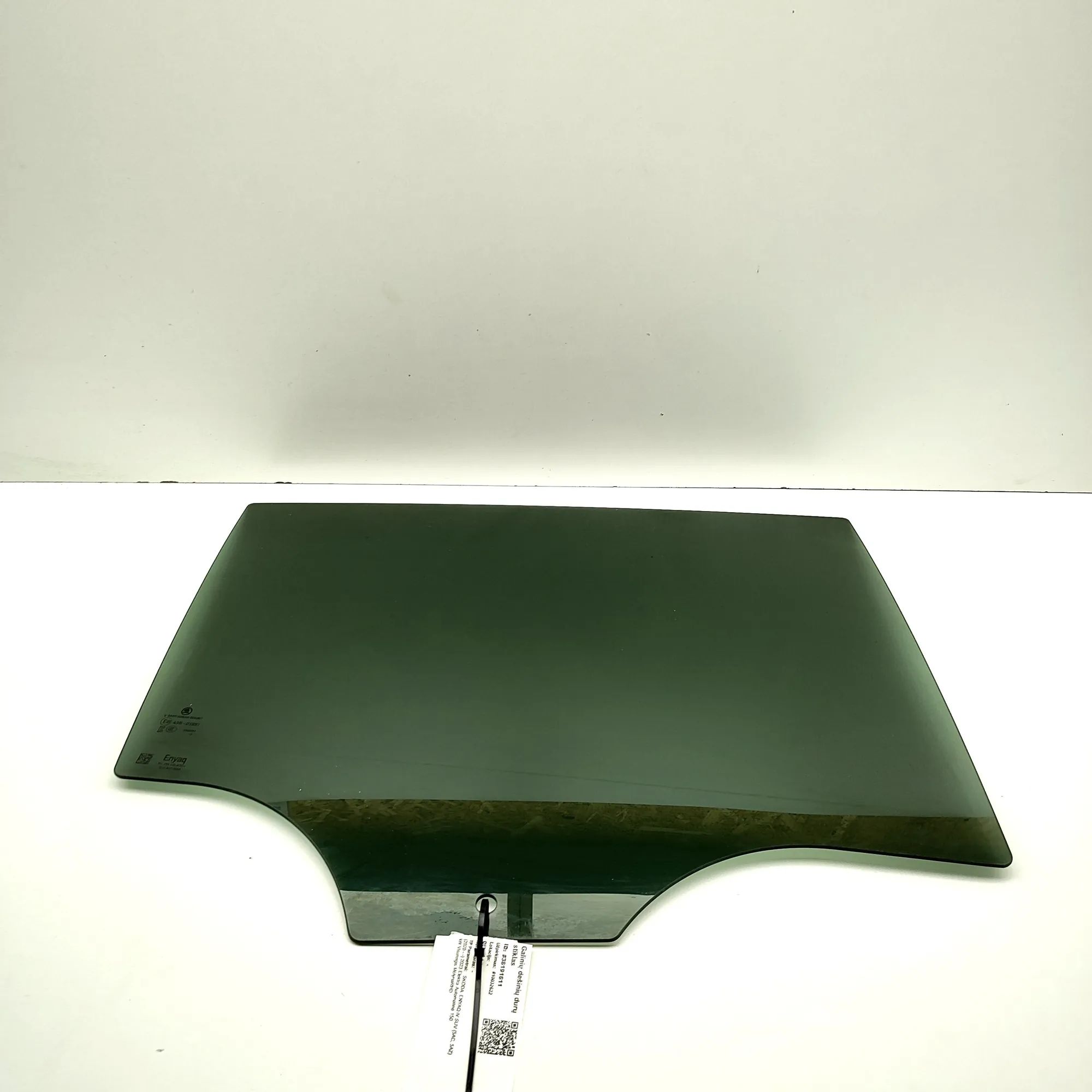 Skoda Enyaq Right rear door window Right rear door window — SKODA ENYAQ (iV SUV 5A...
