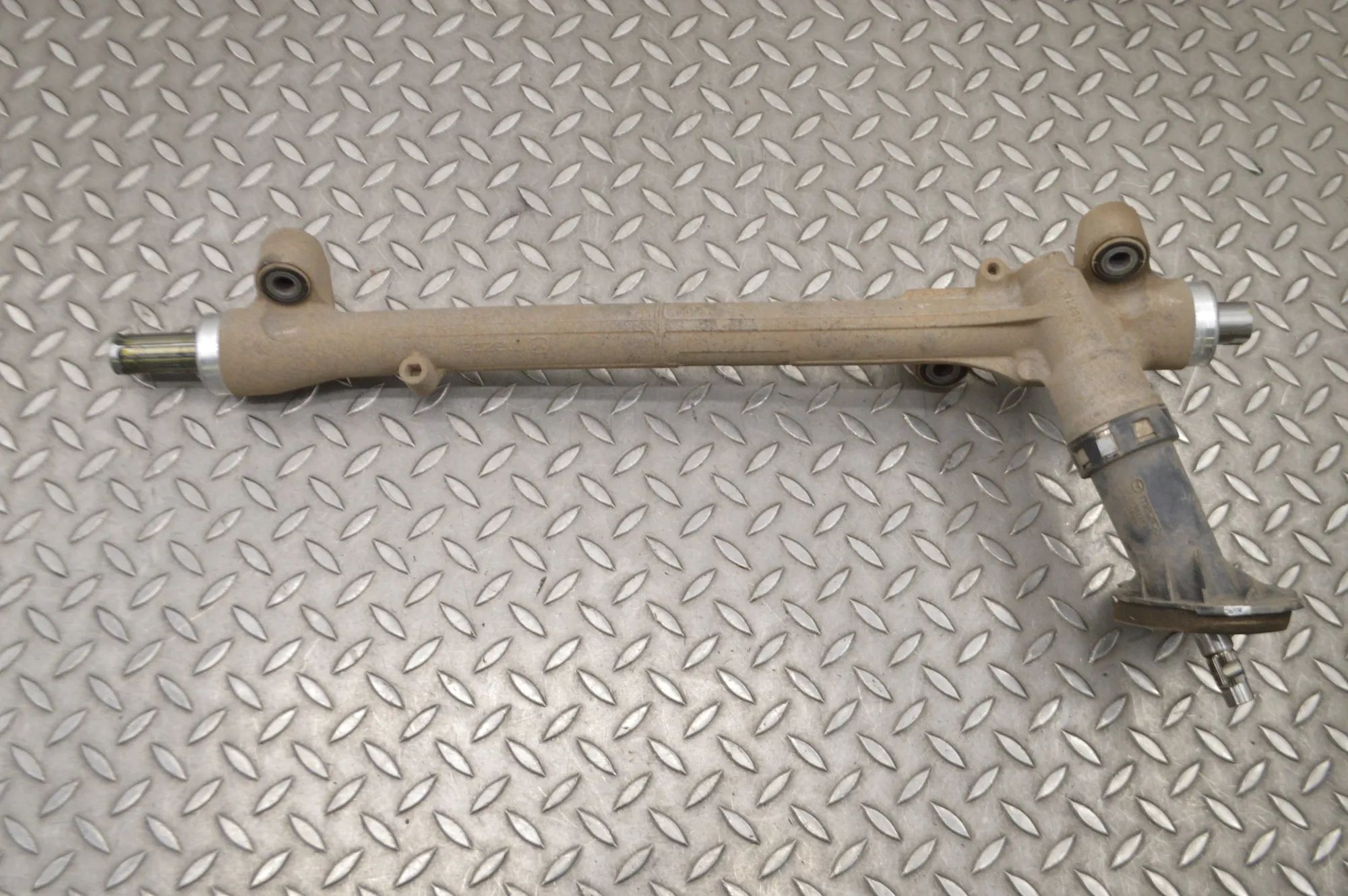 Mazda 6 (GJ / GL) рулевая рейка / червяк Steering Rack — MAZDA 6 (Estate GJ, GL) (2012-....