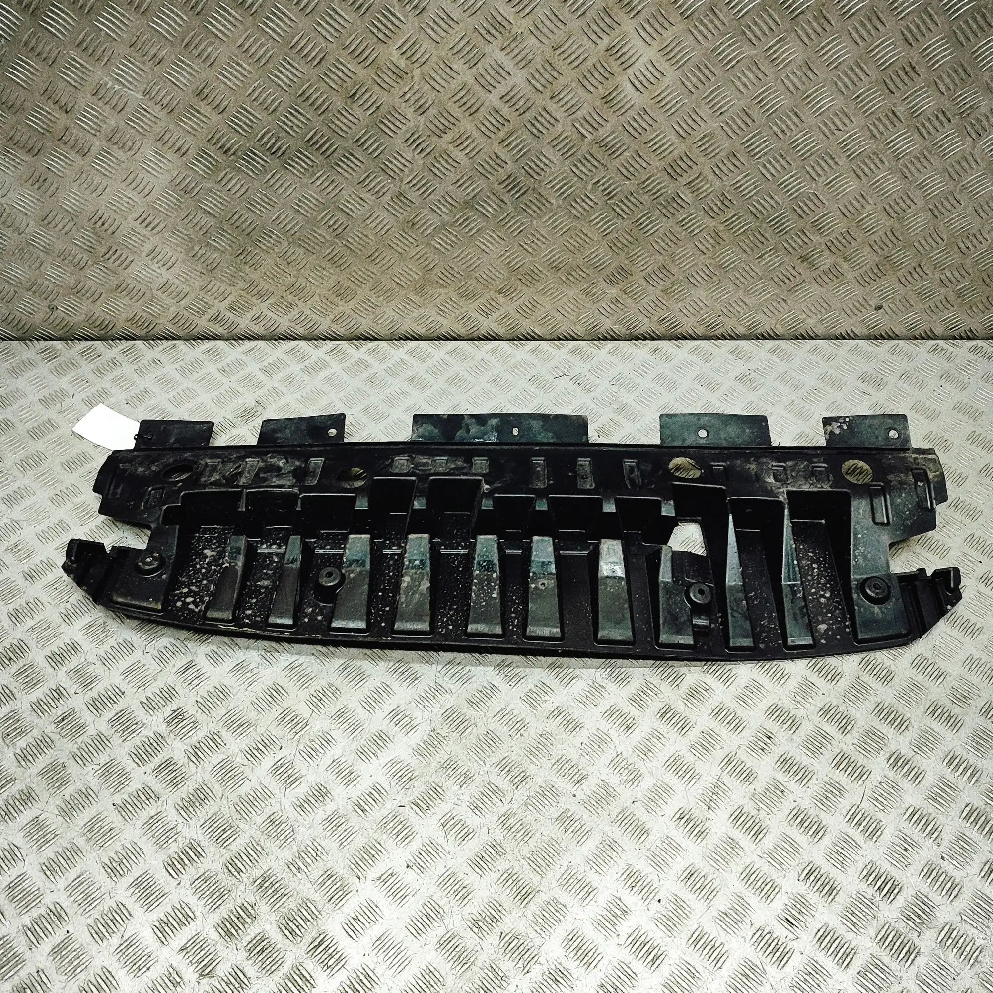 Nissan Juke Front Bumper Underbody Cover Front Bumper Underbody Cover — NISSAN JUKE (F16...