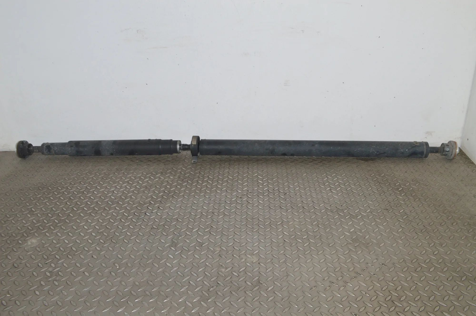 Land Rover Range Rover Evoque Propshaft Propshaft — LAND ROVER RANGE ROVER EVOQUE (L538...