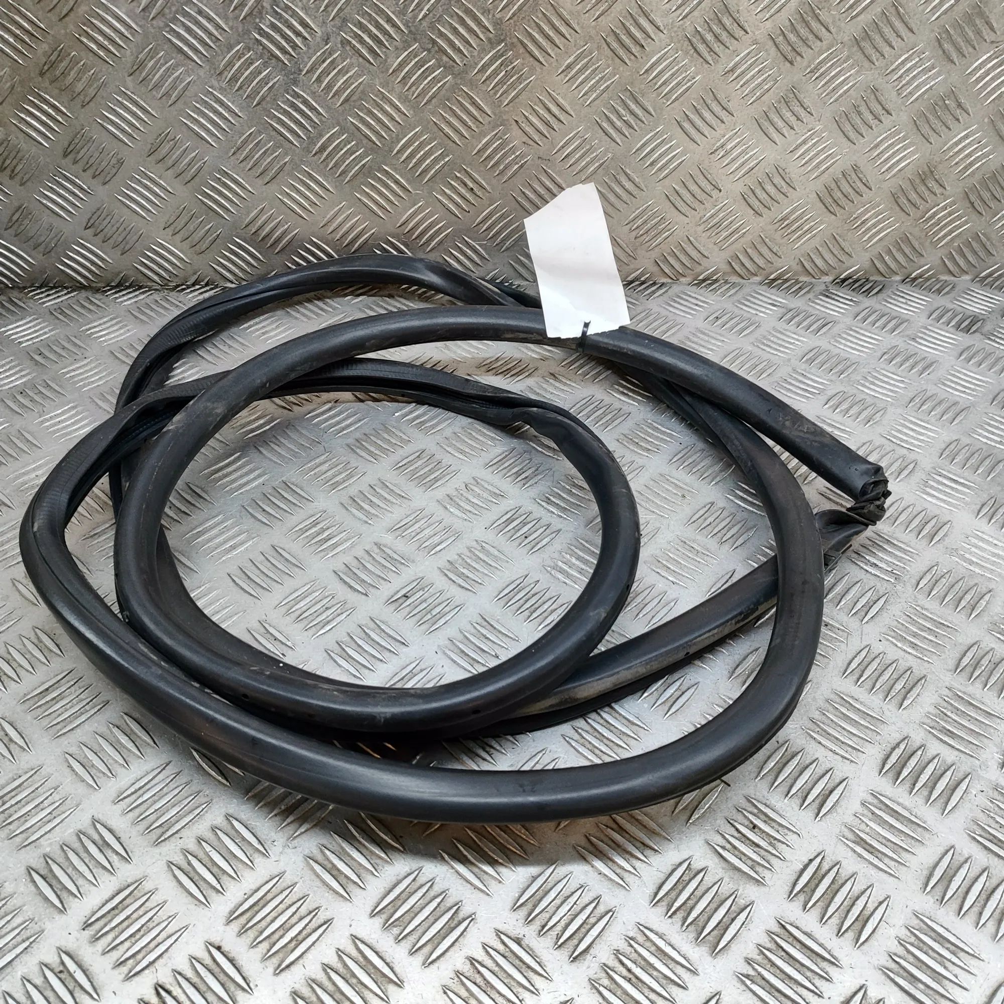 Lexus RX Door rubber seal — front left Door rubber seal — front left — LEXUS RX (_L2_)...