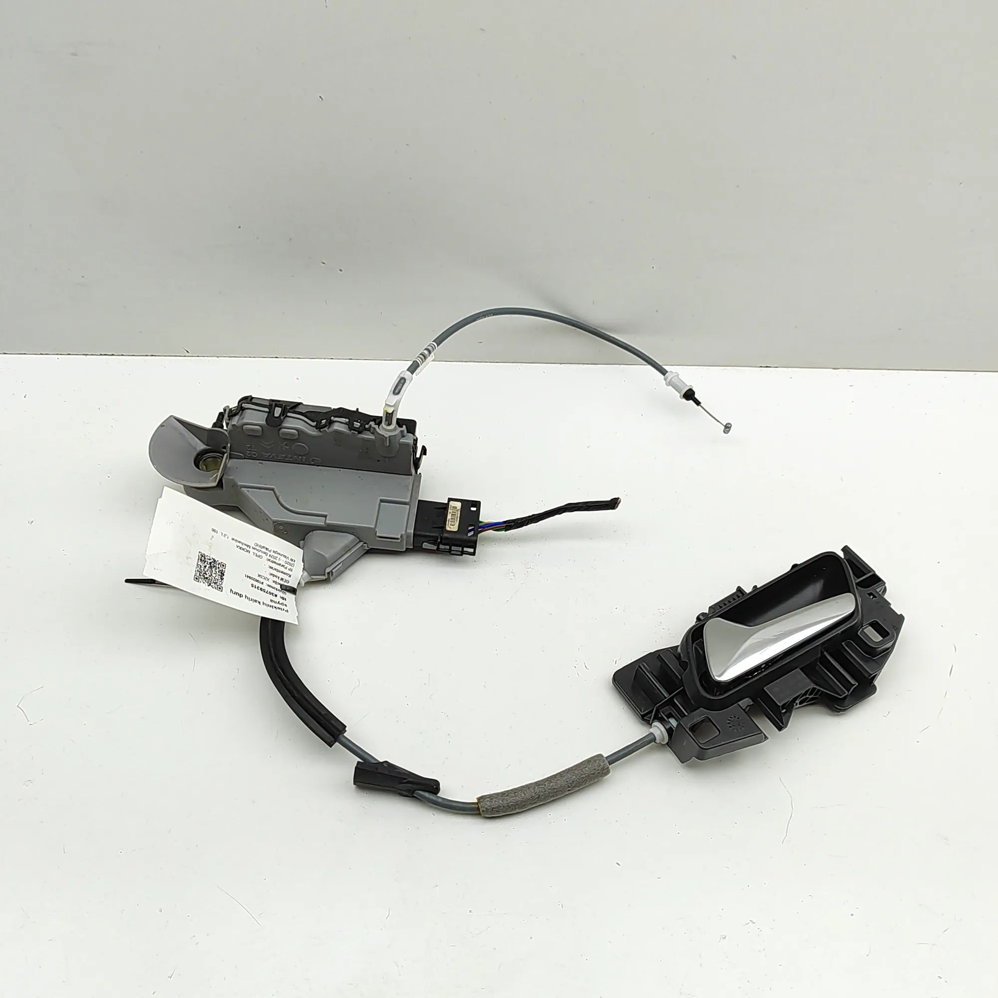 Opel Mokka (B) Door lock — front left Door lock — front left — OPEL MOKKA (2020-...) ...