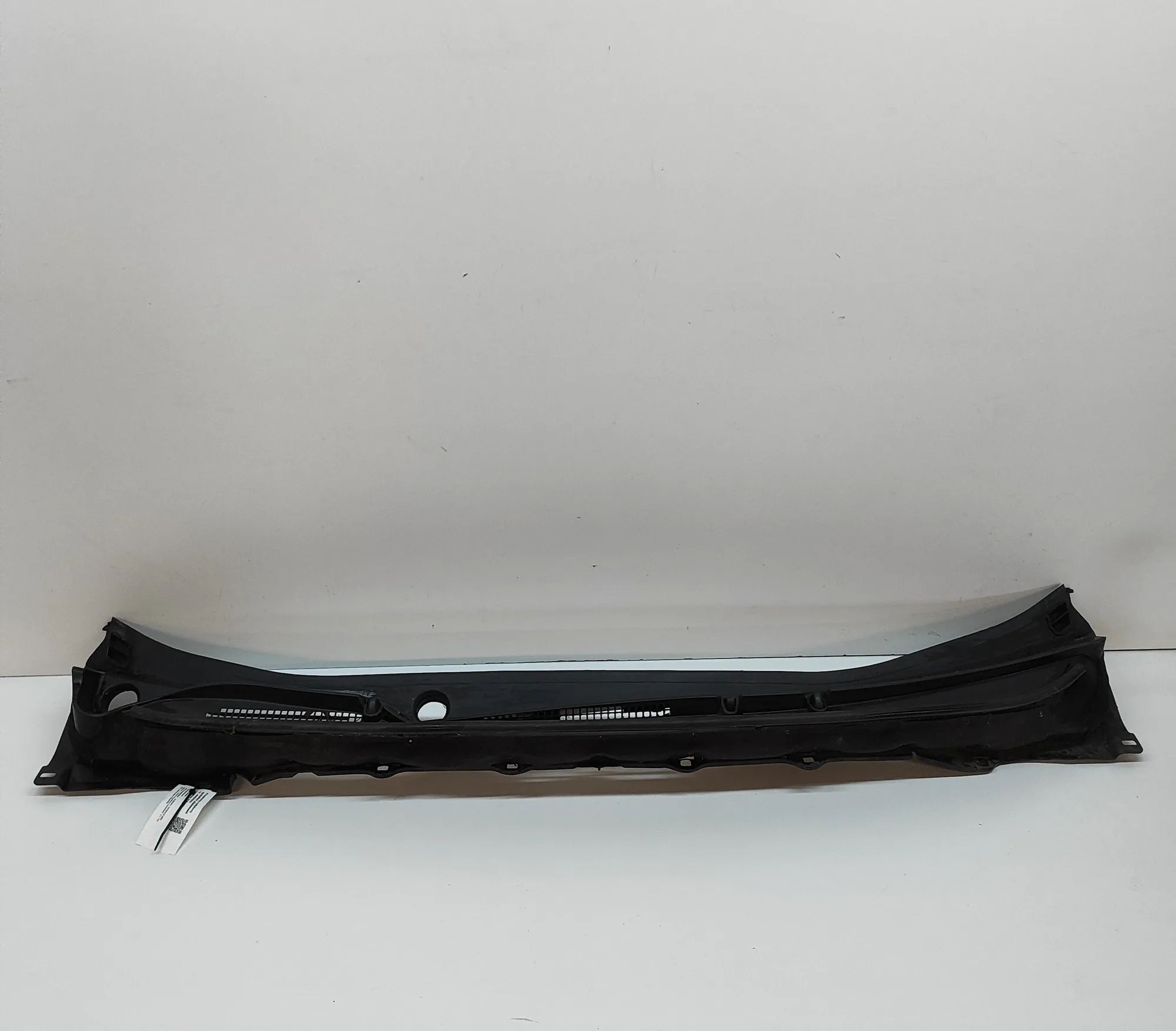 Subaru Outback Front Wiper Cowl Trim