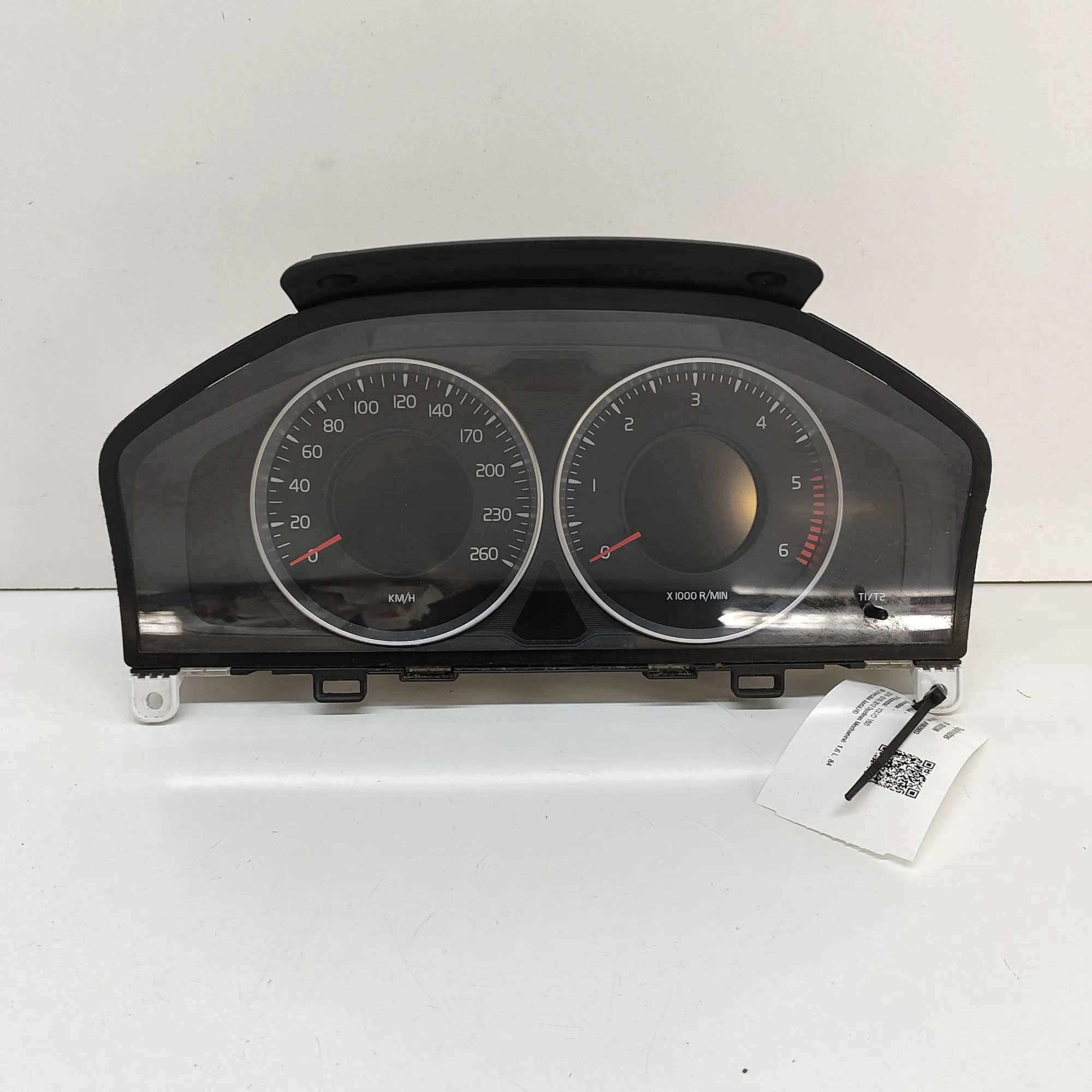 Volvo V60 Instrument Cluster Speedometer Instrument Cluster Speedometer — VOLVO V60 (201...
