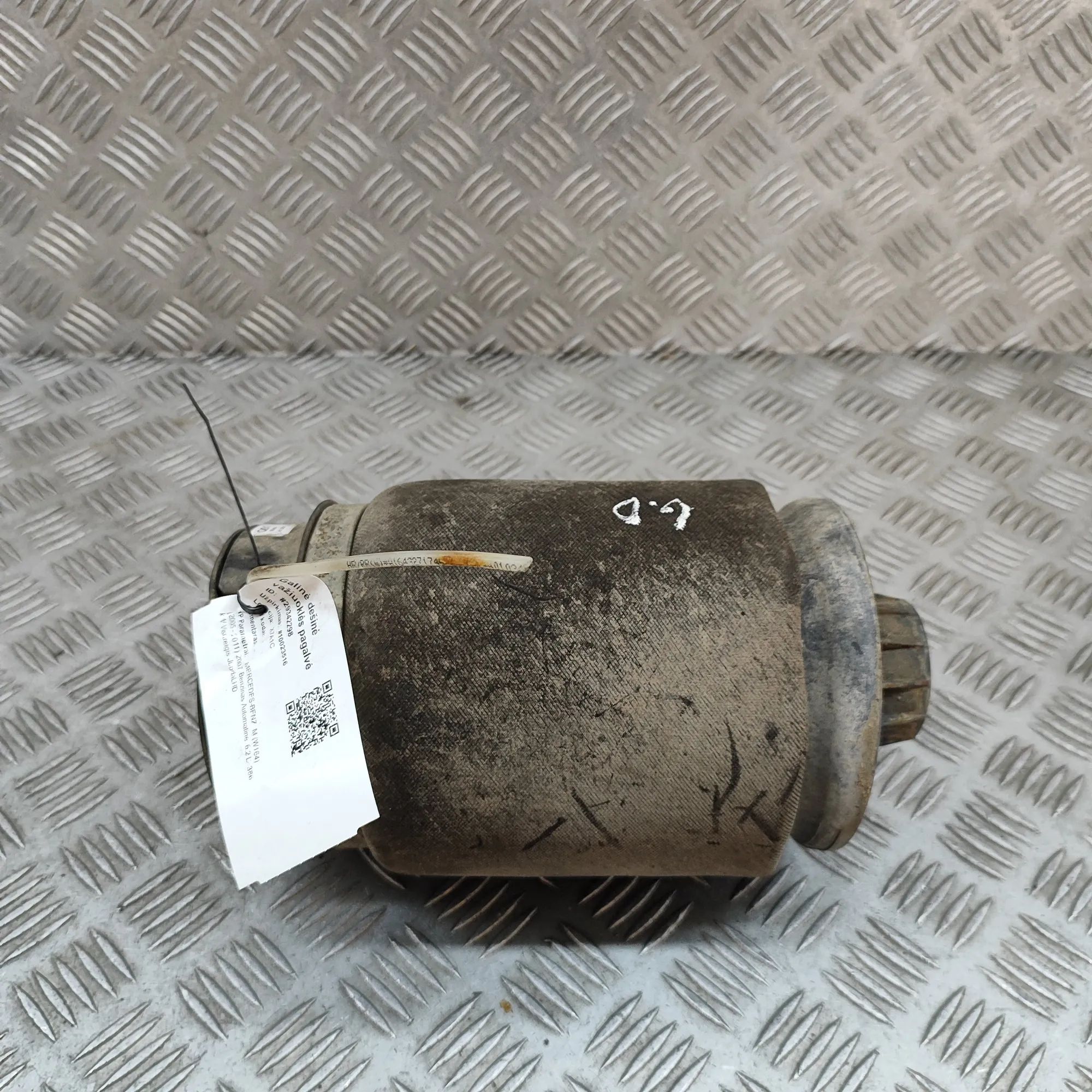 Mercedes-Benz A (W169) Rear Right Air Suspension Spring Bag Rear Right Air Suspension Spring Bag — MERCEDES...