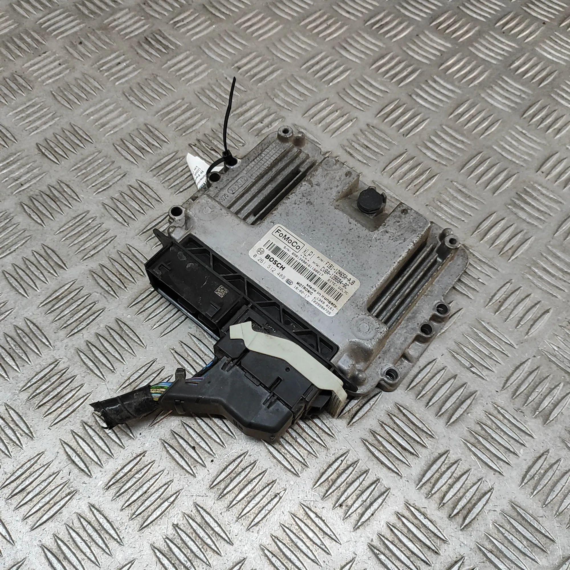 Ford Fiesta Engine Control Unit Engine Control Unit — FORD FIESTA (VI) (2008-.....