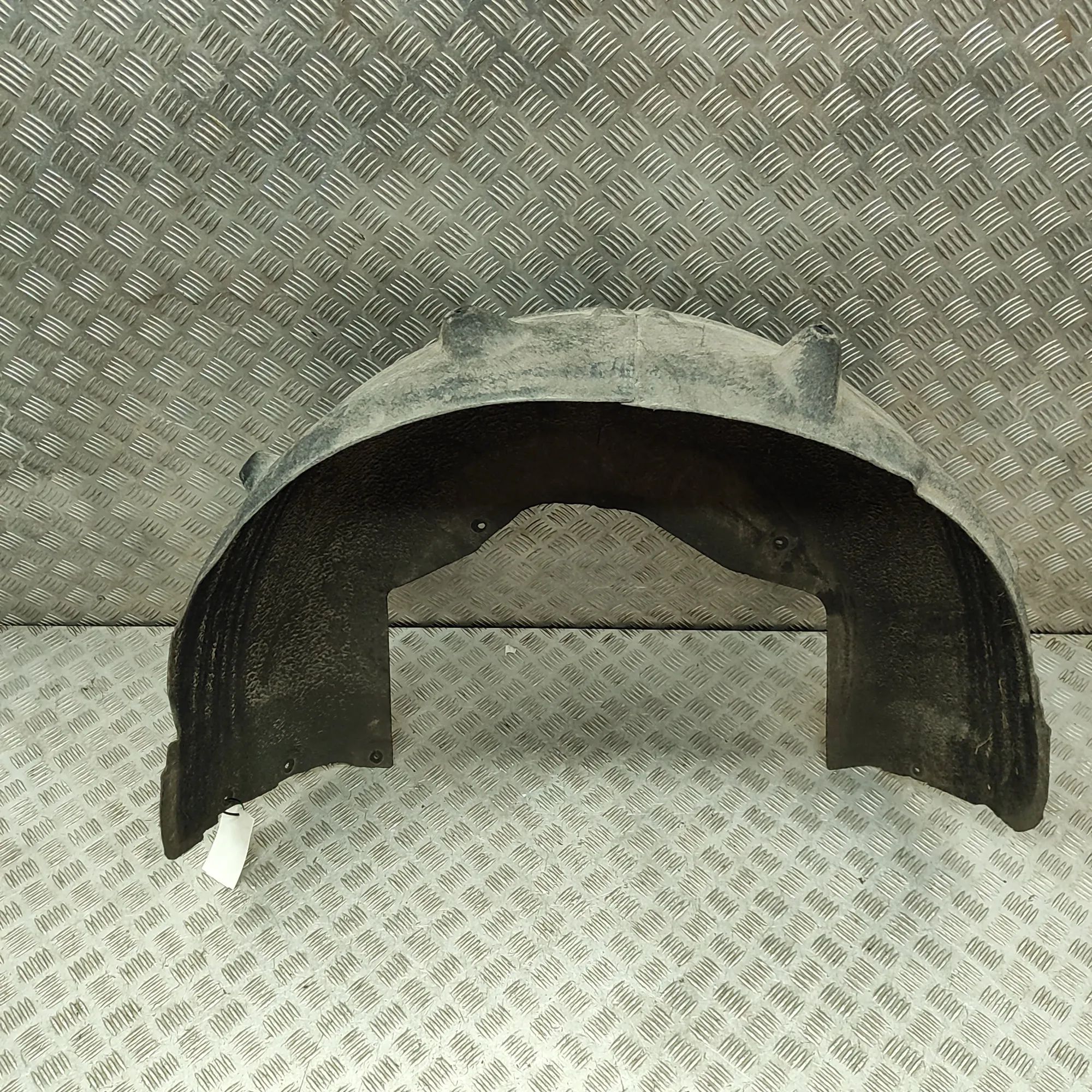 BMW X5 (F15) Rear Left Arch Liner Rear Left Arch Liner — BMW X5 (G05) (2018-...) ...