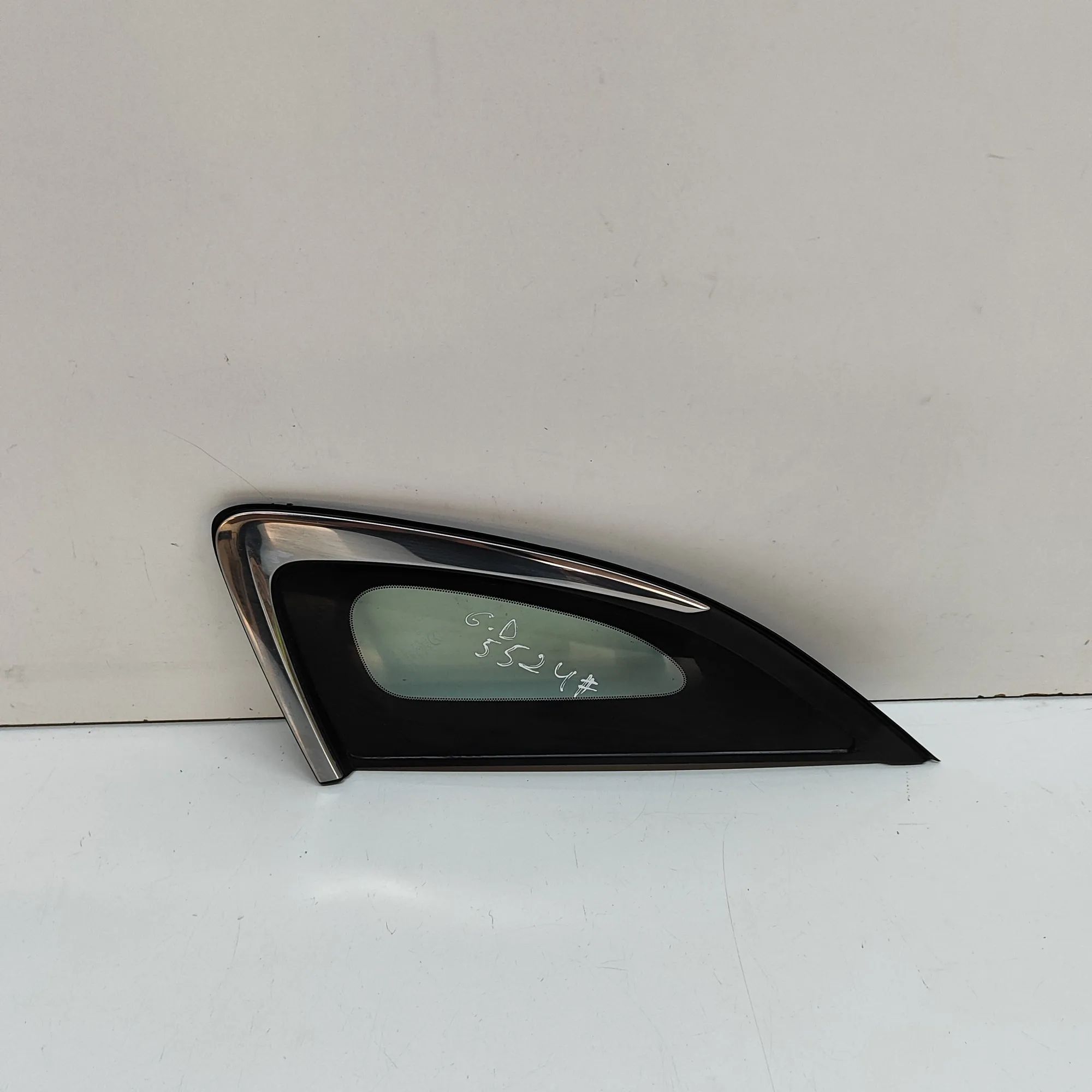 Mazda 3 (BP) Rear Right Quarter Window Rear Right Quarter Window — MAZDA CX-3 (0 DM) (...