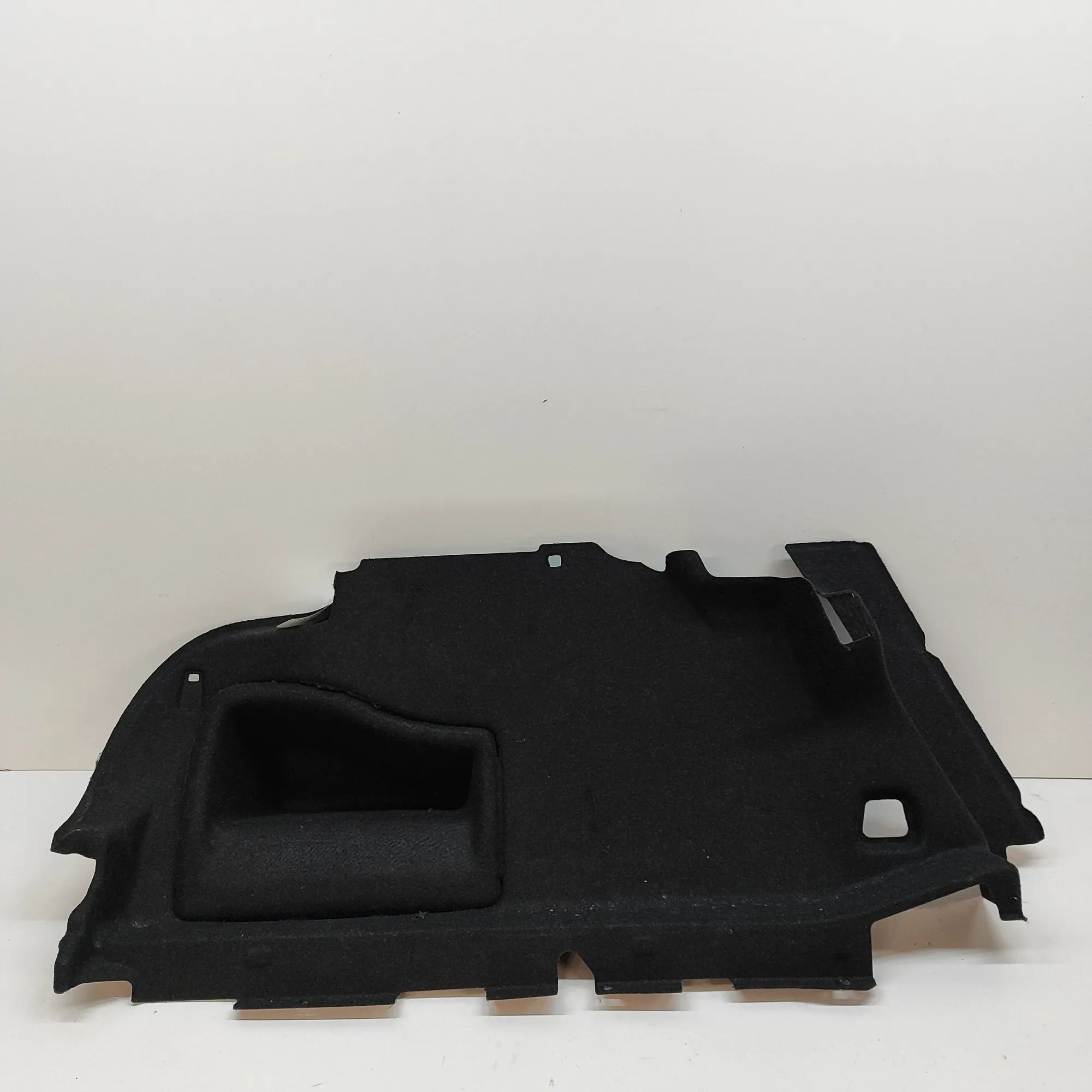 Volvo S90 Left Side Trunk Trim Left Side Trunk Trim — VOLVO S90 (II) (2016-......