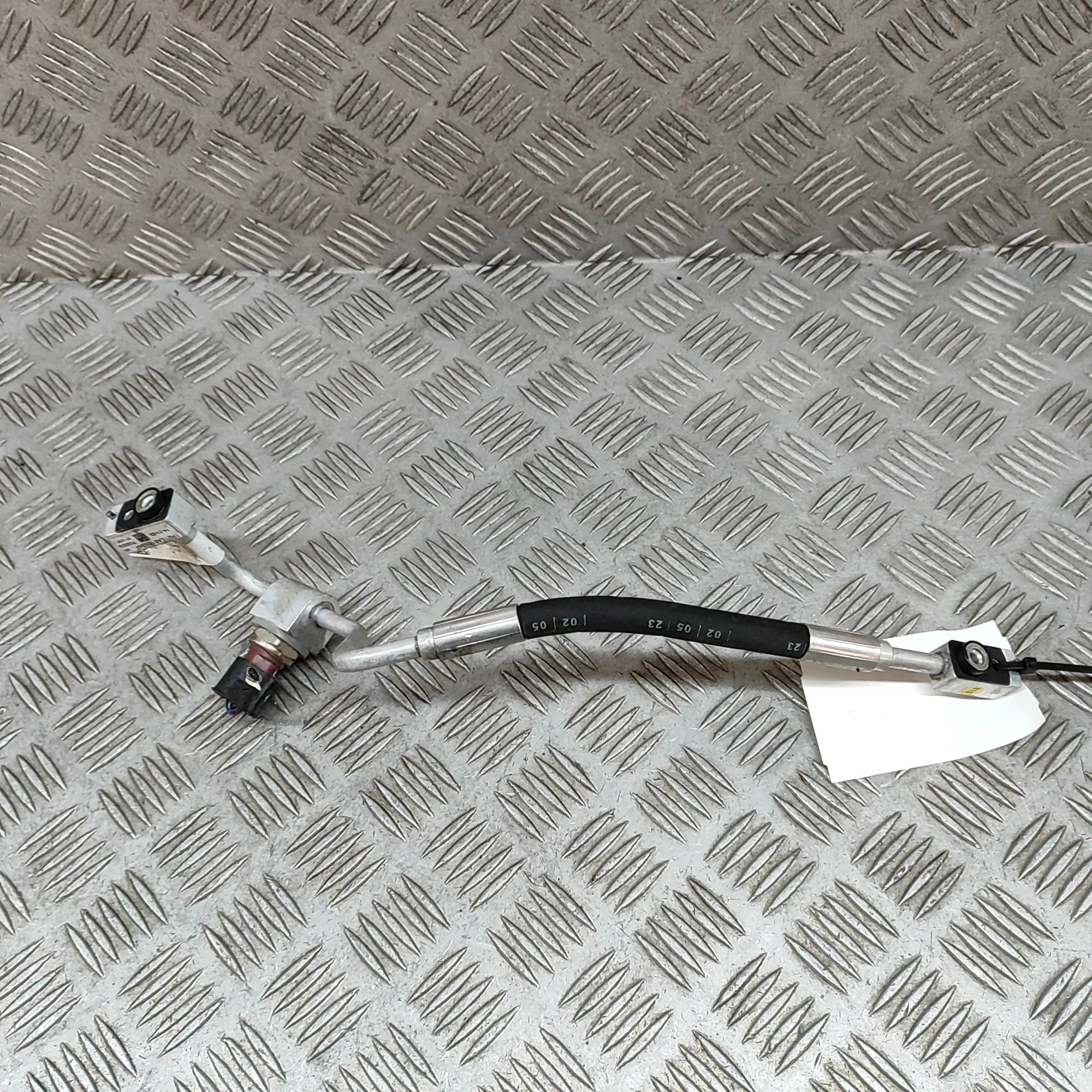 Skoda Enyaq A/C Air Con Hose Pipe A/C Air Con Hose Pipe — SKODA ENYAQ (iV SUV 5AC...