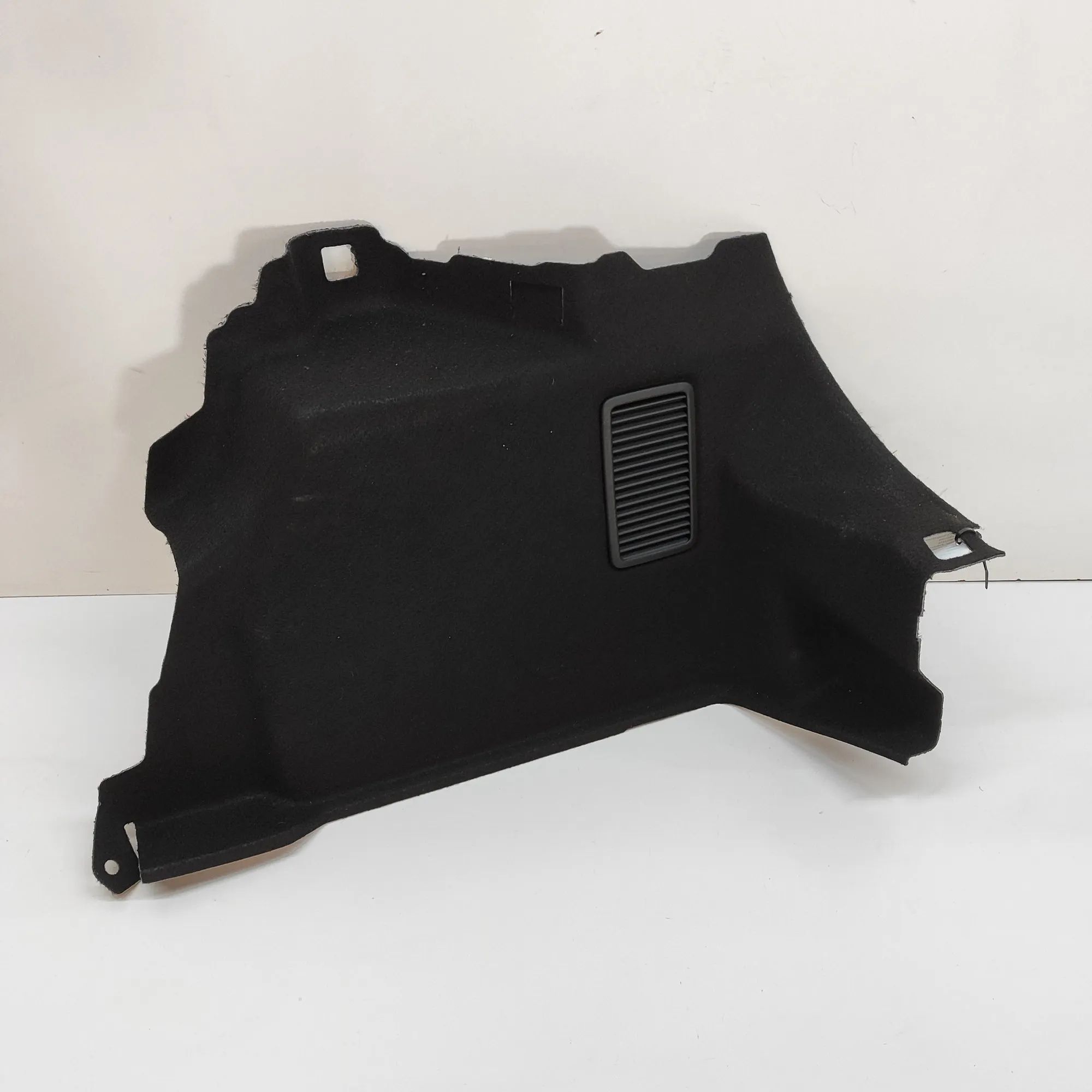 Ford Fiesta Right Side Trunk Trim Right Side Trunk Trim — FORD FIESTA (VII) (2017...