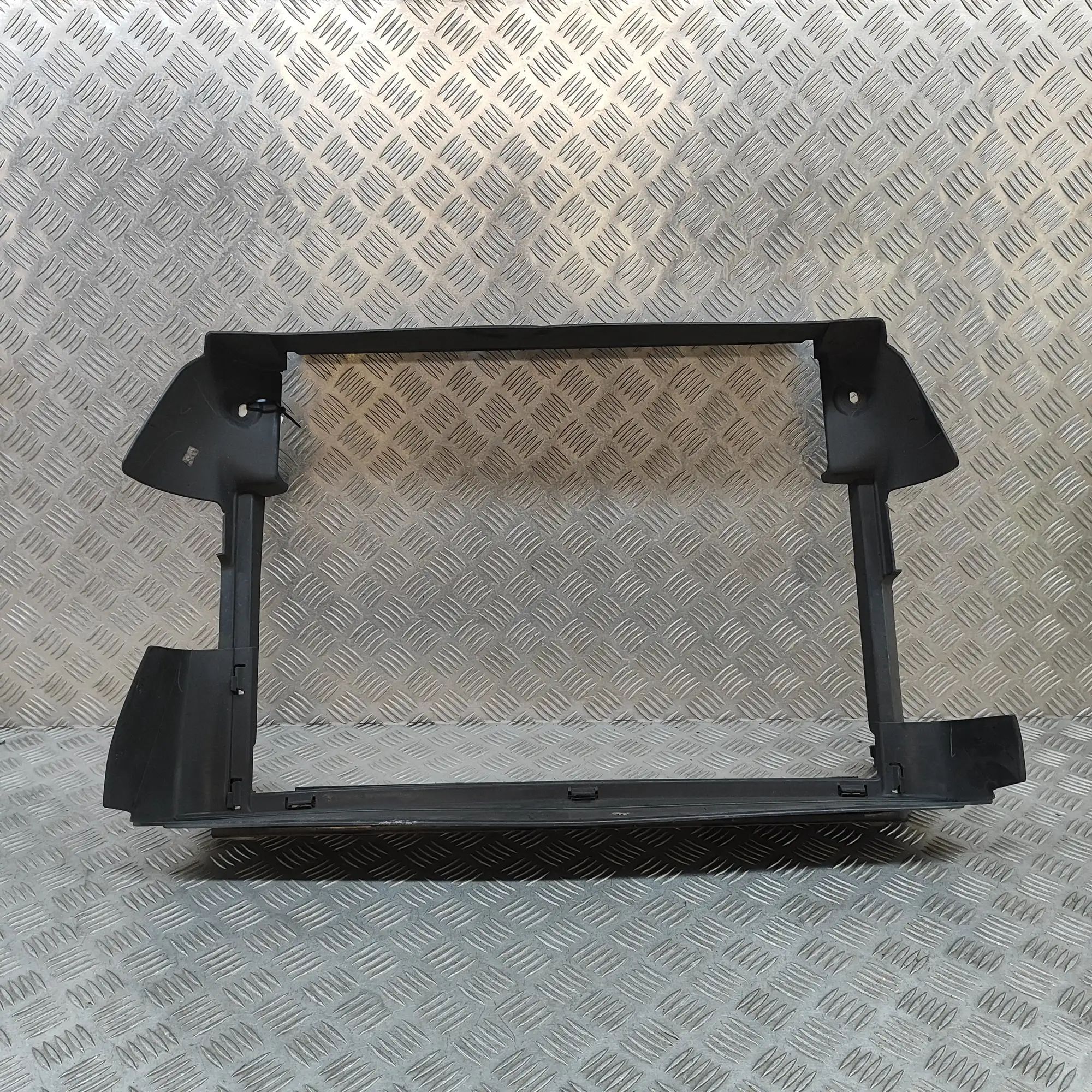 Fiat Doblo (263) Radiator Air Guide Duct Radiator Air Guide Duct — FIAT DOBLO (MPV 263_)...